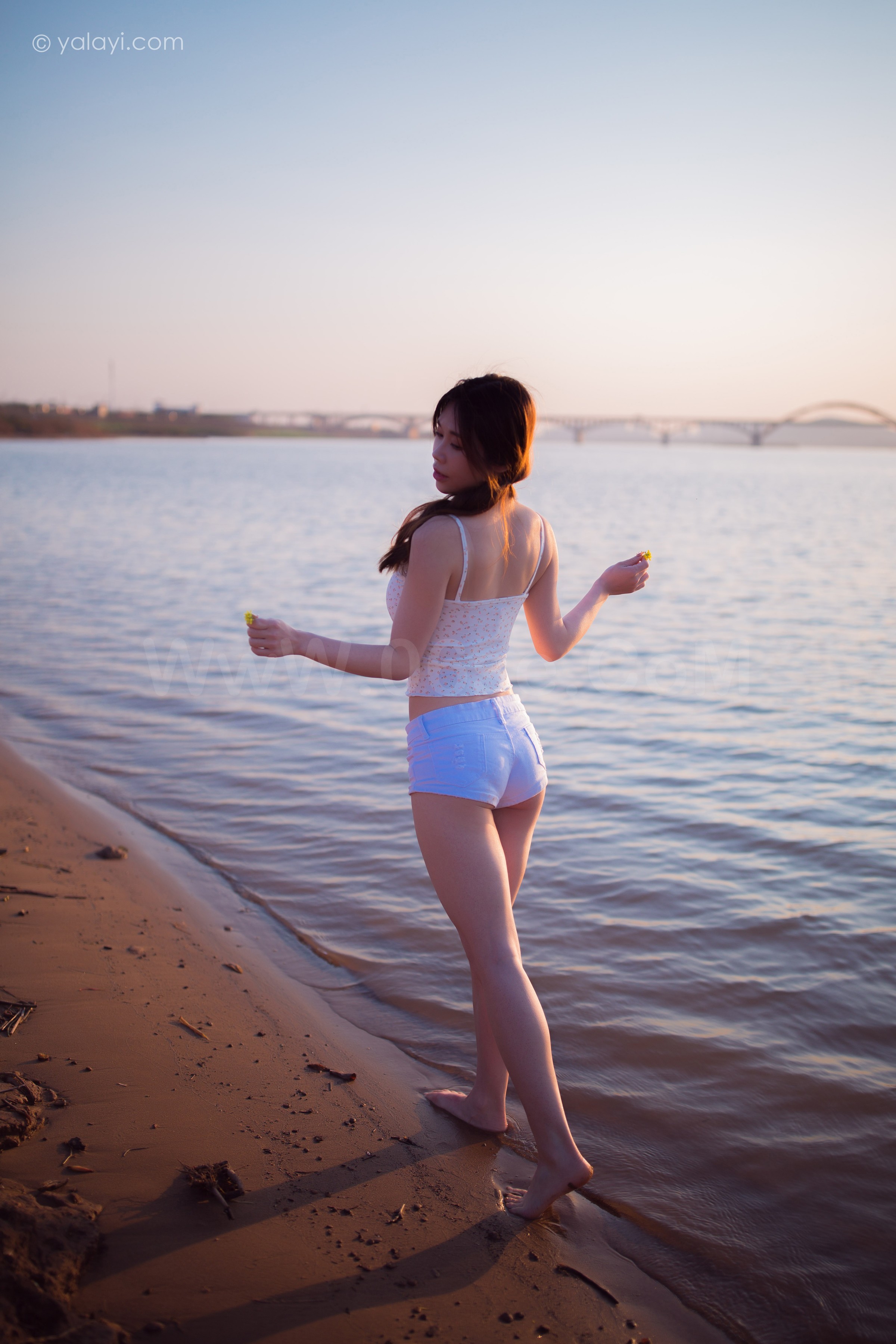 图片[26]-雅拉伊 – 香草《跋山涉水》[33P]-六色网