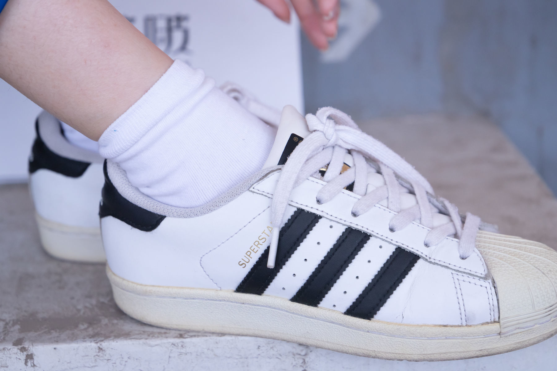 图片[37]-BoBoSocks袜啵啵 No.002 稚予-校服、贝壳头、白棉袜、裸足[139P]-六色网