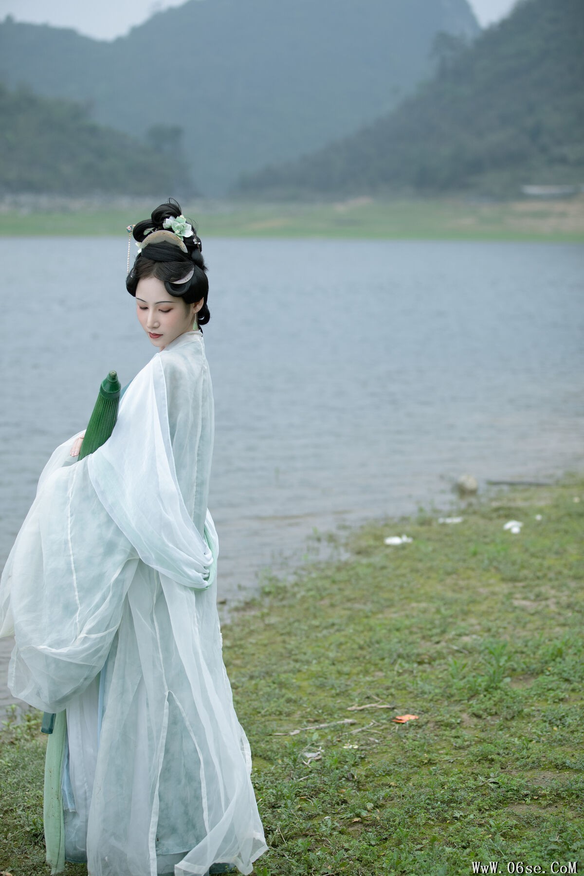图片[23]-YiTuYu艺图语 Vol.7253 Nian Ze Mei Xiao[27P]-六色网