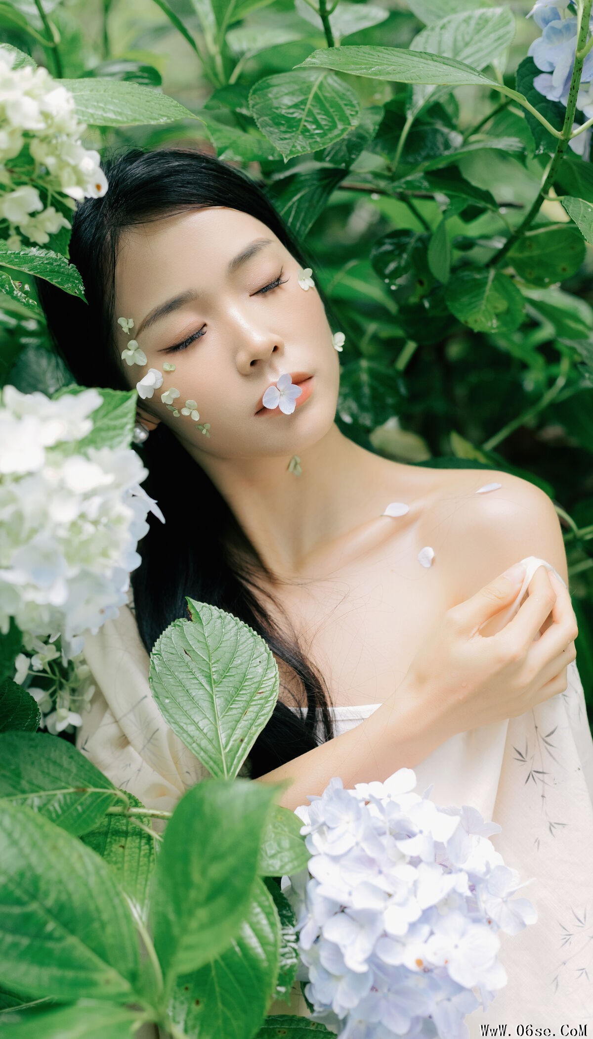 图片[12]-YiTuYu艺图语 Vol.7354 Yi[27P]-六色网
