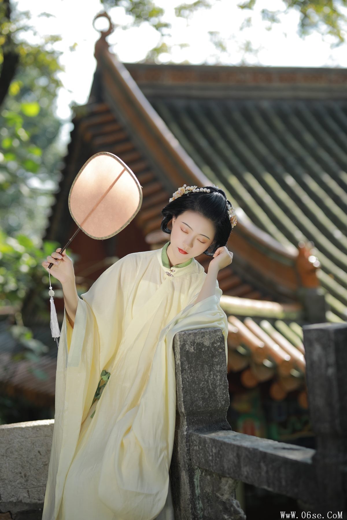 图片[29]-YiTuYu艺图语 Vol.3099 YunFleur[41P]-六色网