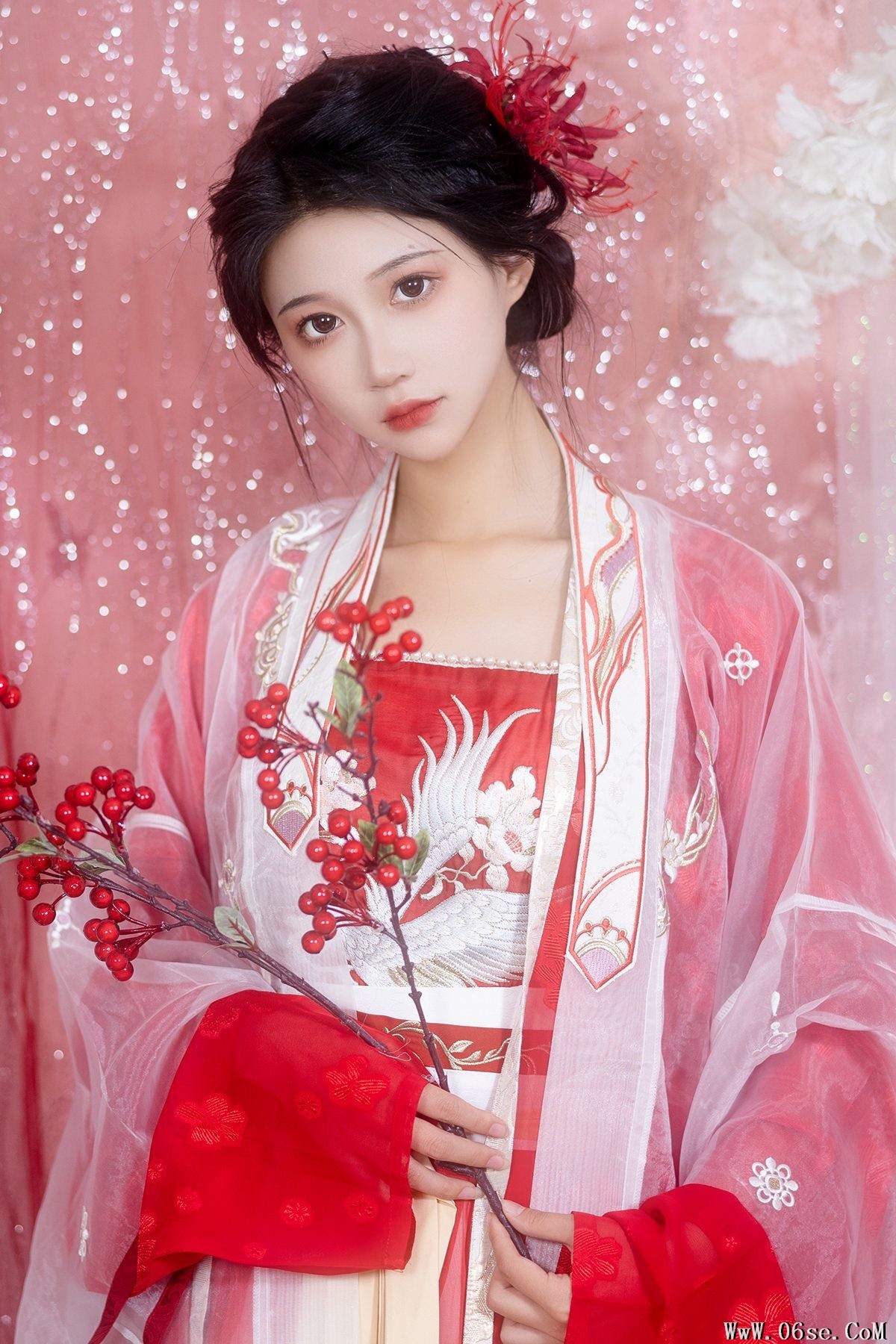 YiTuYu艺图语 Vol.4080 Qi Luo Sheng De Xiao Su Su[27P]-六色网
