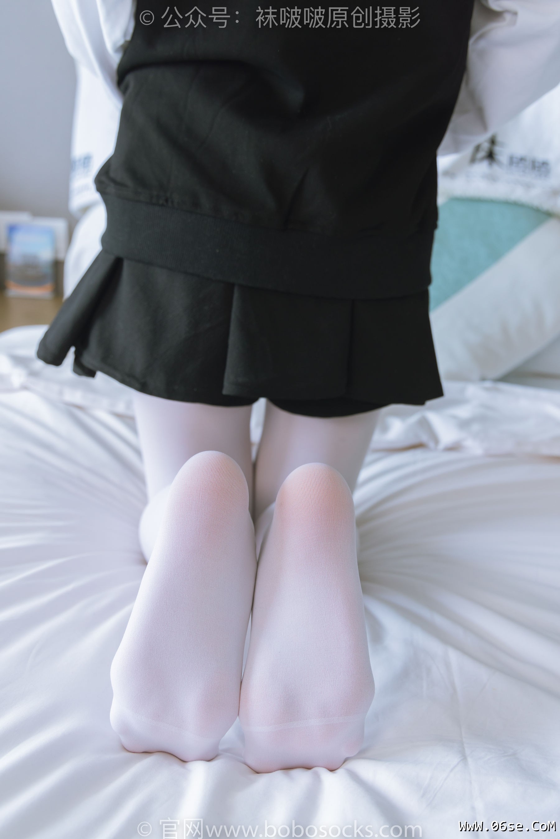 图片[138]-BoBoSocks袜啵啵 No.214 小沫 -黑色运动鞋、厚白丝[142P]-六色网