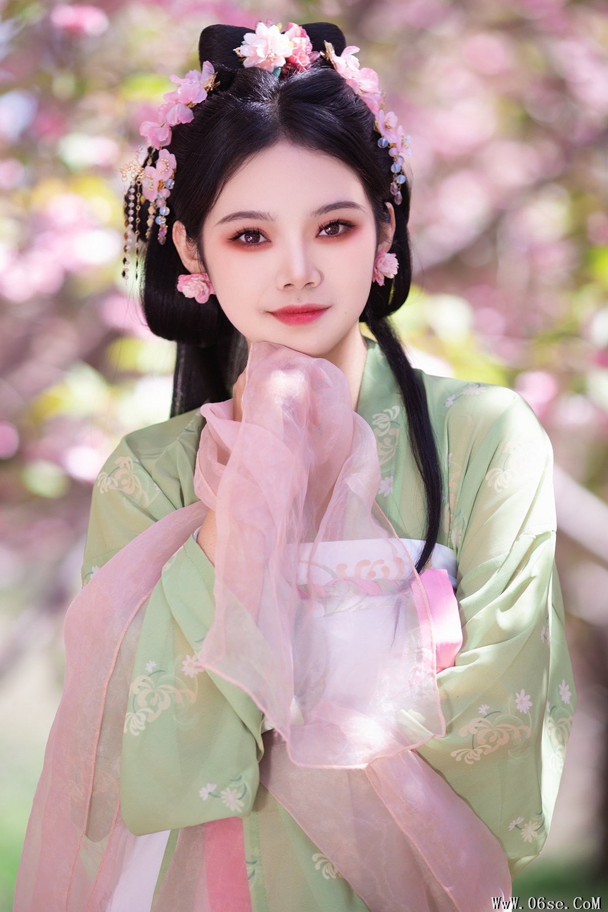 YiTuYu艺图语 Vol.7102 Wan Yi[23P]-六色网