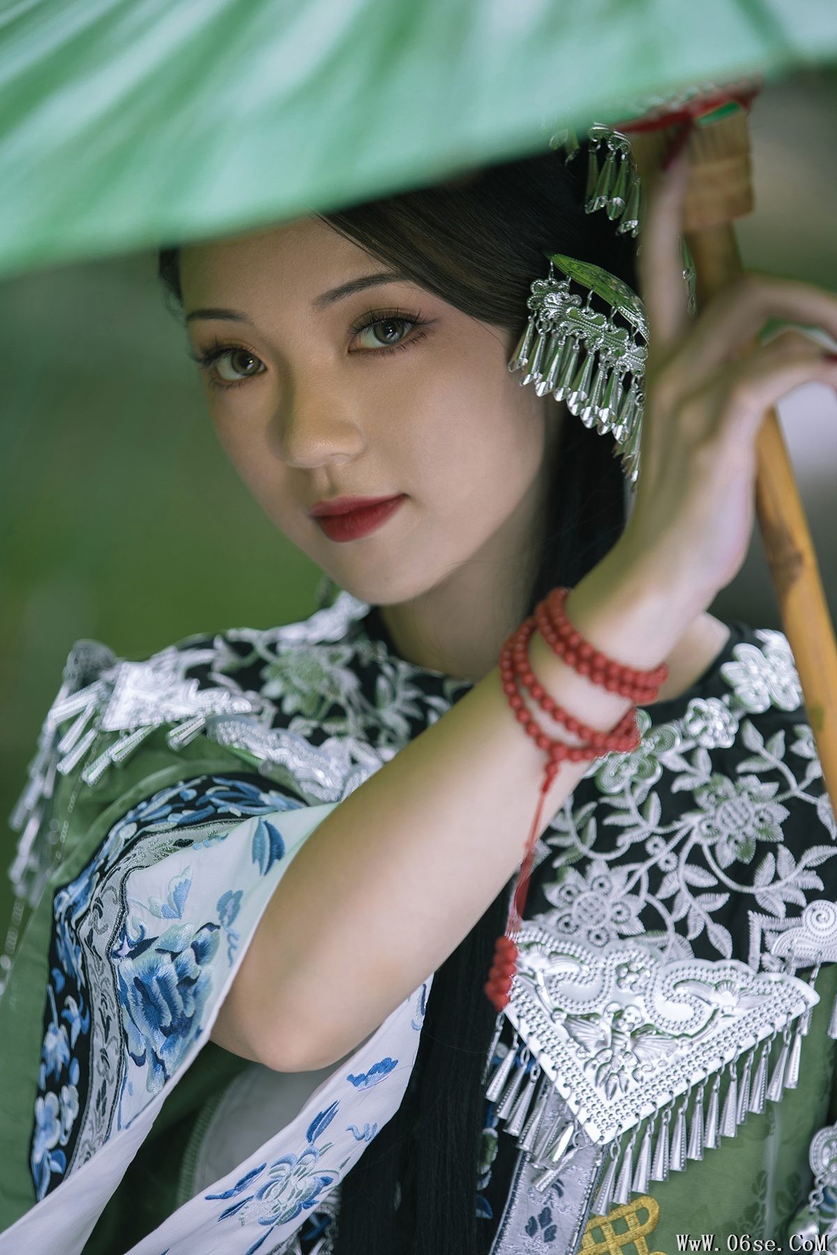 YiTuYu艺图语 Vol.5113 Qi Ni Si Mao[34P]-六色网