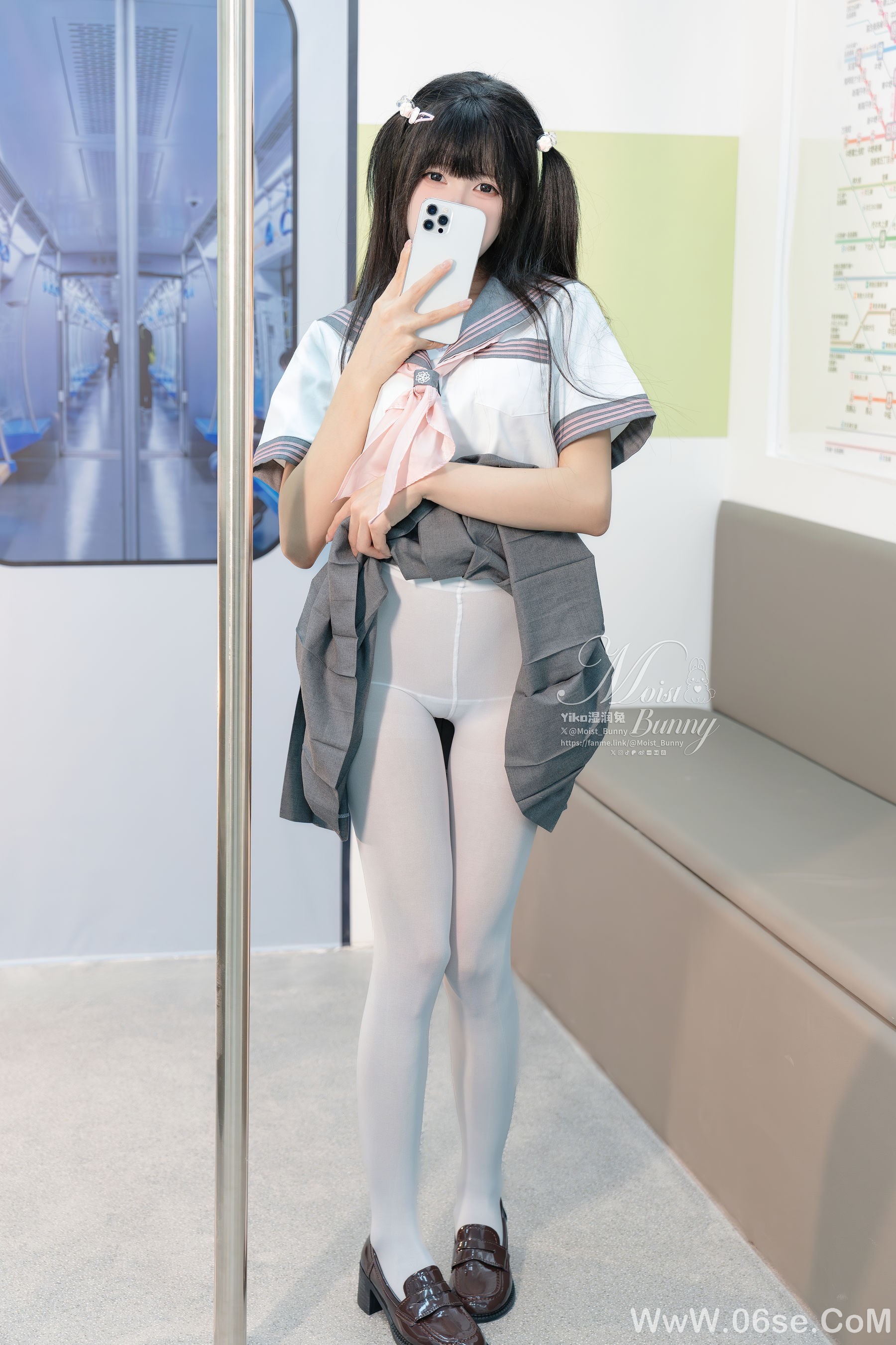 图片[17]-咬一口兔娘 – 地铁萌妹[88P]-六色网