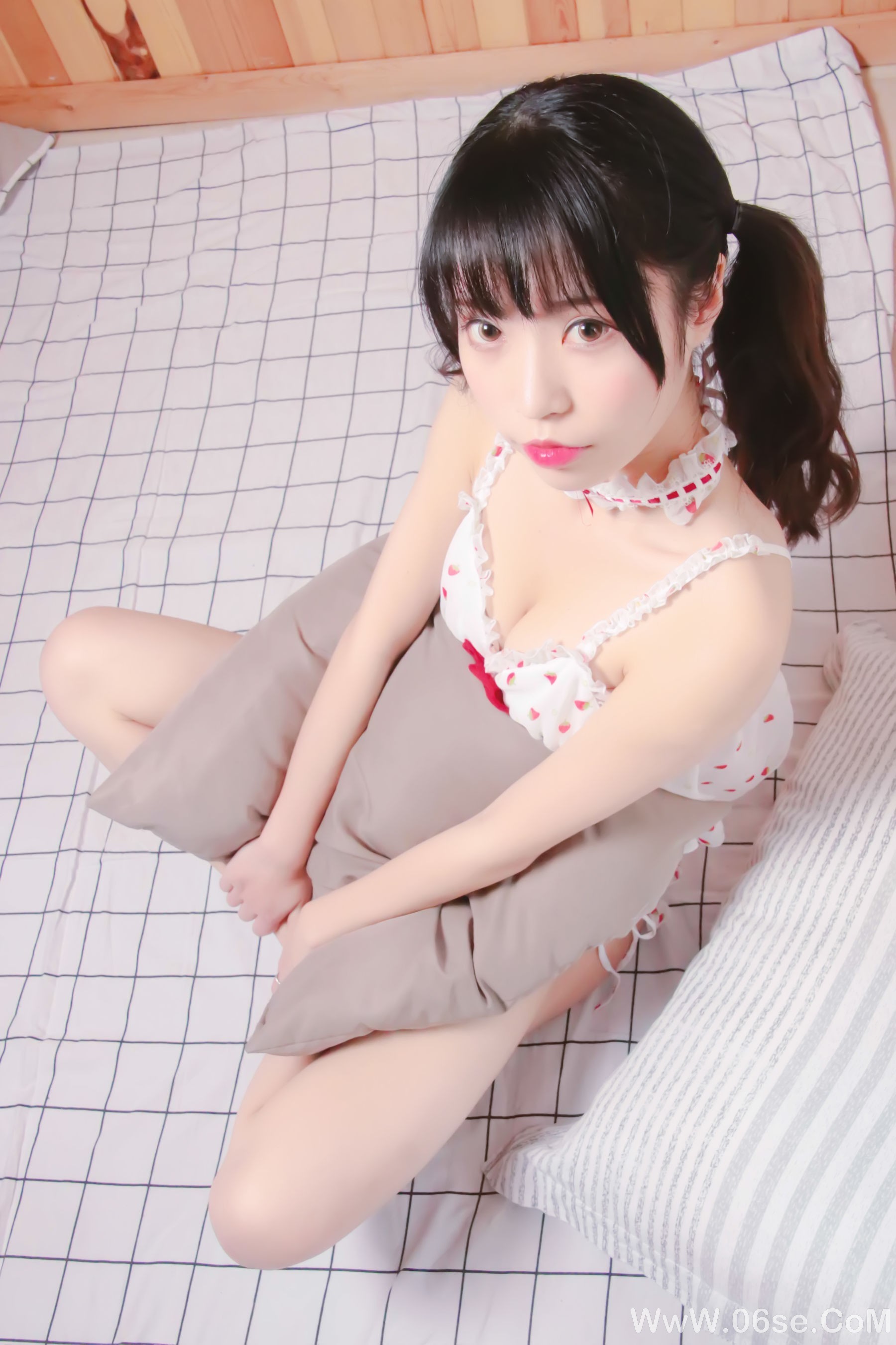 图片[106]-萌妹白易子教主 H系[130P]-六色网