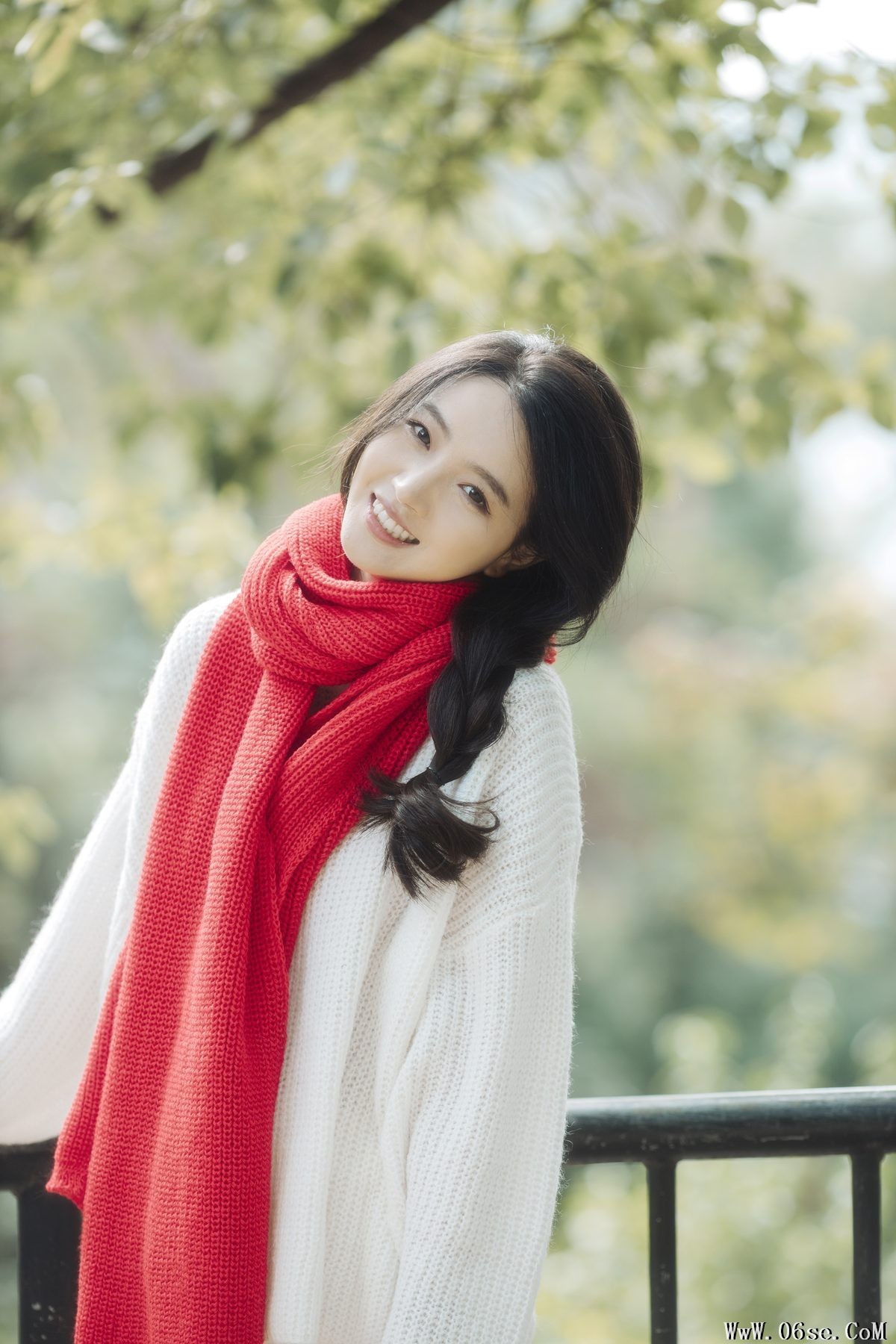 图片[26]-YiTuYu艺图语 Vol.3142 You Ling Hu Zi[47P]-六色网