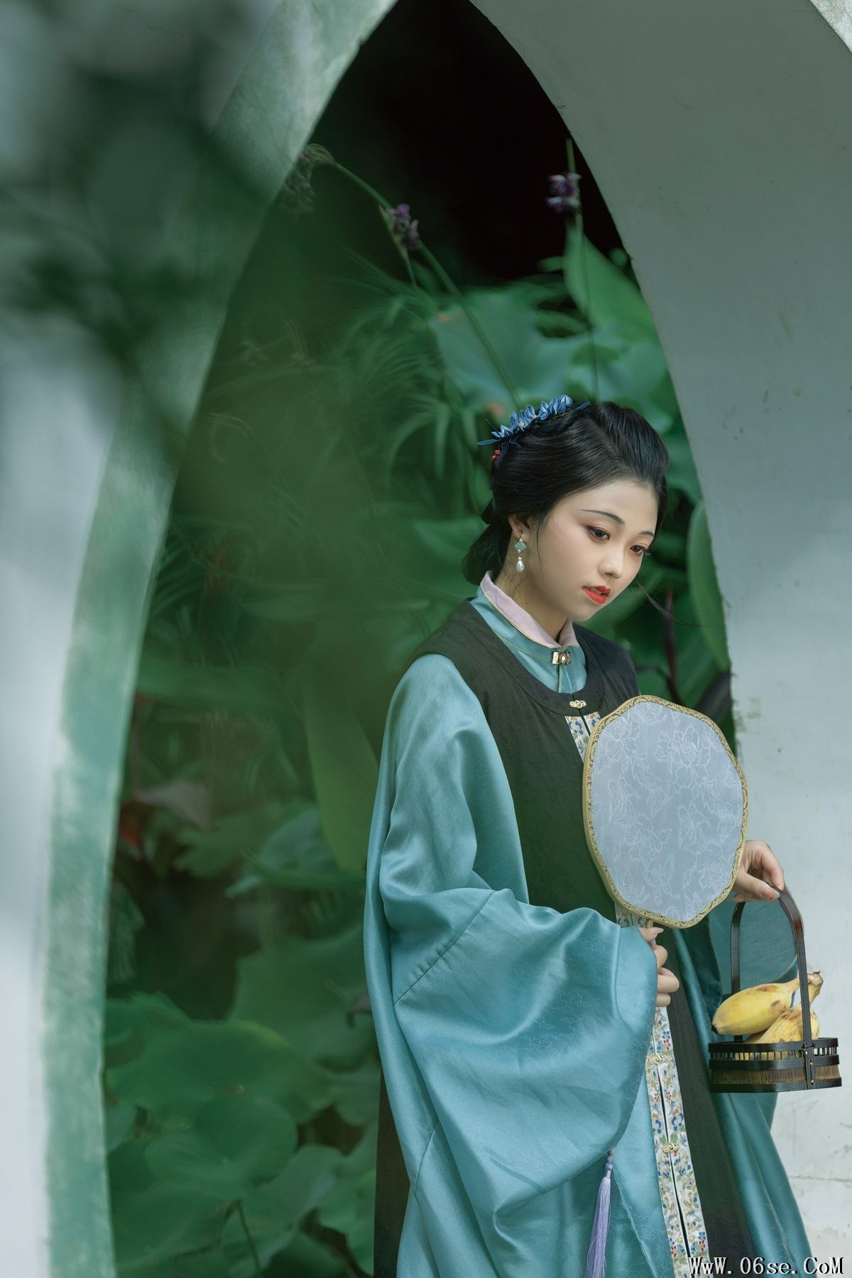 图片[13]-YiTuYu艺图语 Vol.5497 Jin Zou Ba[40P]-六色网