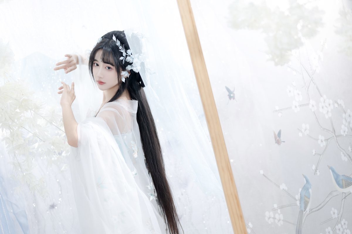 图片[22]-YiTuYu艺图语 Vol.5647 Qi Luo Sheng De Xiao Su Su[27P]-六色网