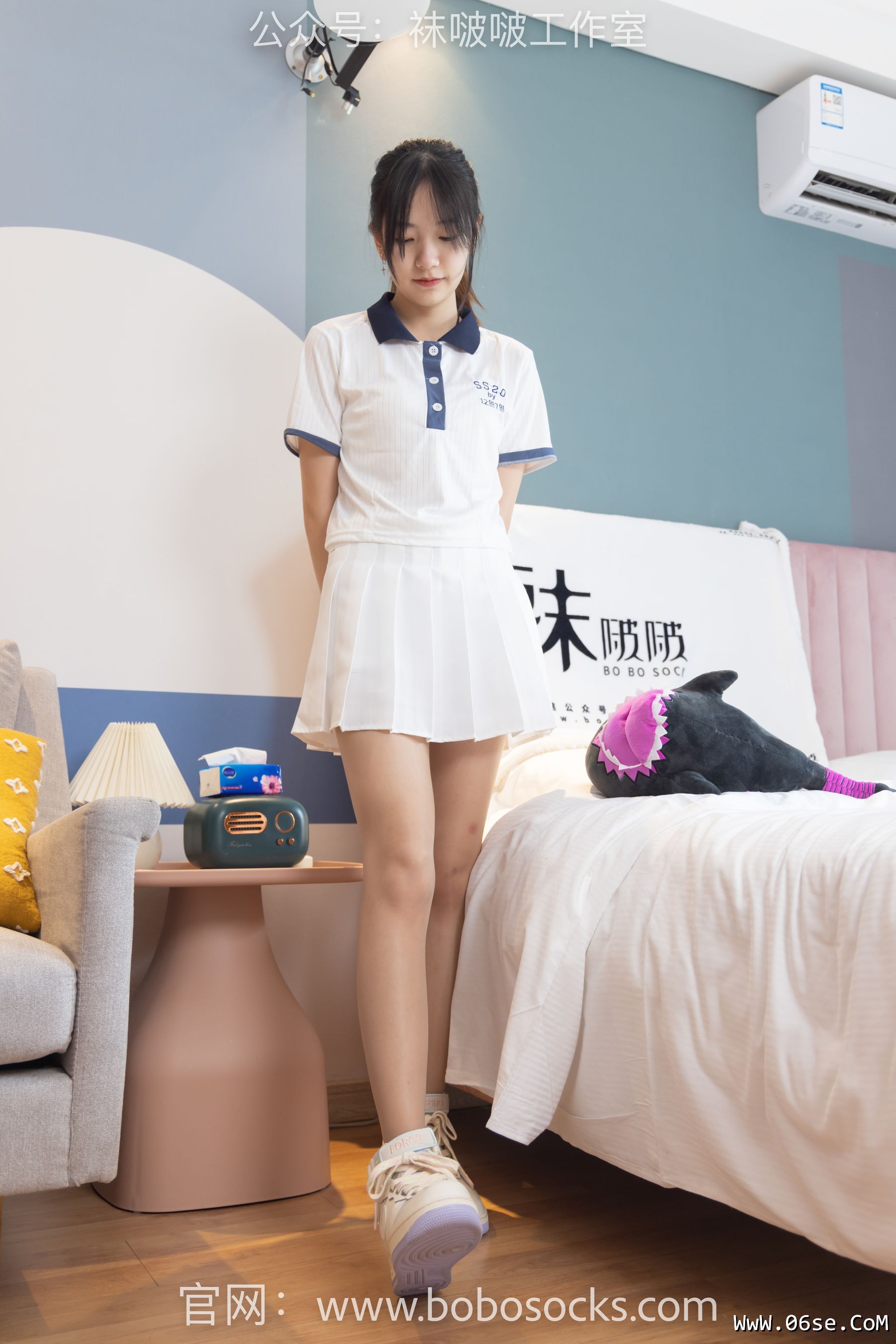 图片[16]-BoBoSocks袜啵啵 No.096 小甜豆-板鞋、白棉袜、油亮肉丝[145P]-六色网