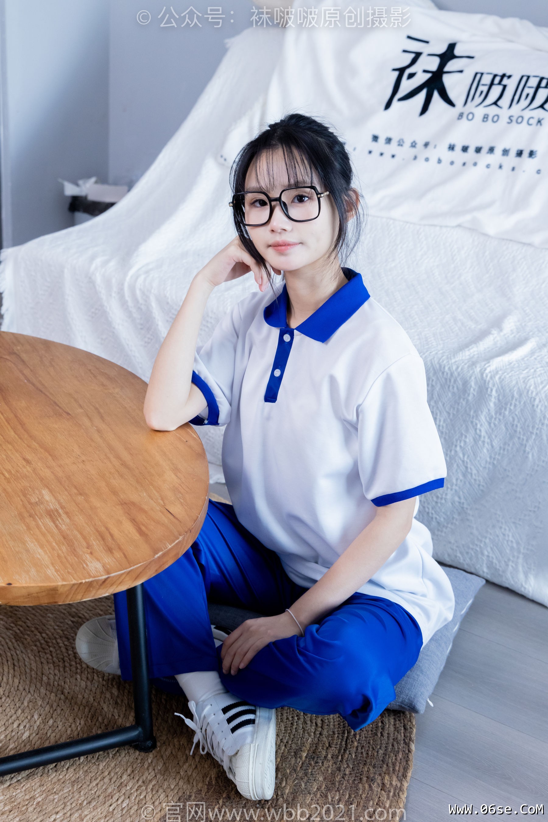 图片[86]-BoBoSocks袜啵啵 No.351 甜甜圈 -板鞋、白棉袜、肉丝、校服裤里丝[150P]-六色网
