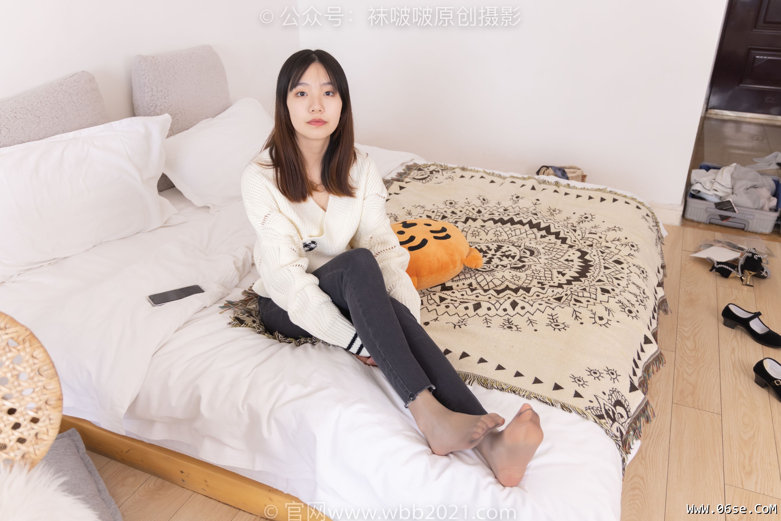 图片[132]-BoBoSocks袜啵啵 No.326 小甜豆 -长靴、油亮灰丝、裤里丝[155P]-六色网