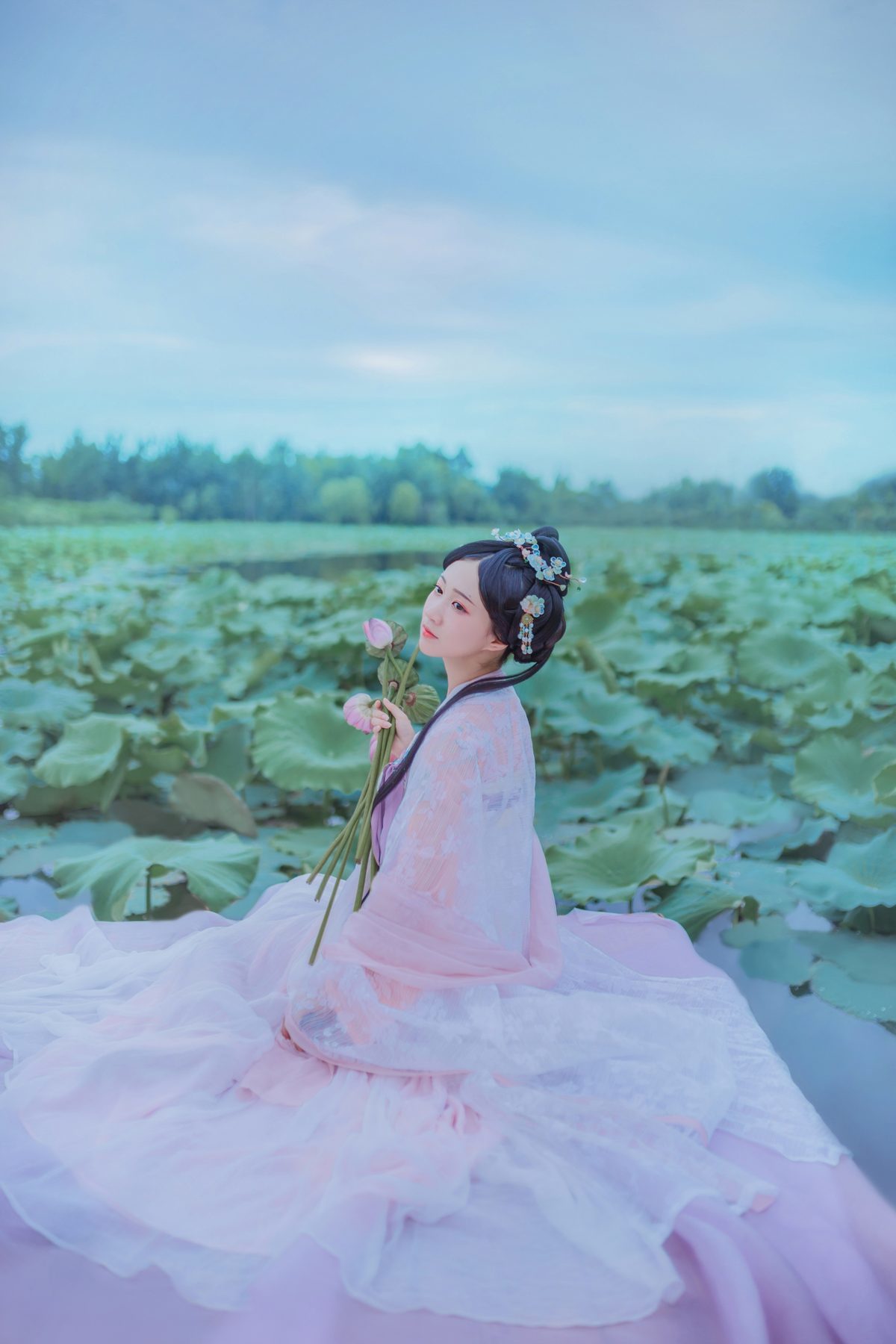 图片[15]-YiTuYu艺图语 Vol.4138 Qi Luo Sheng De Xiao Su Su[24P]-六色网