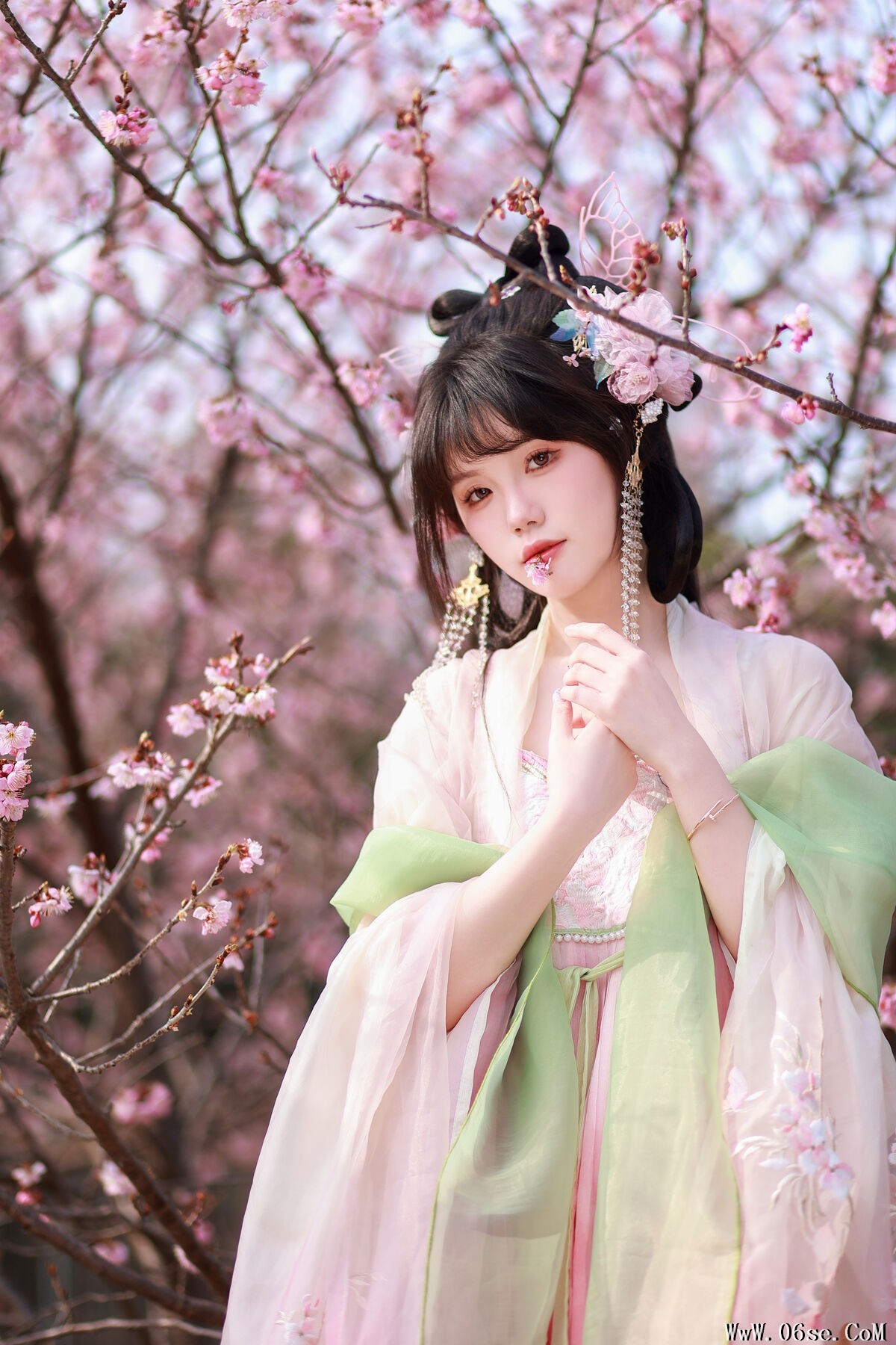 图片[6]-YiTuYu艺图语 Vol.6787 Cao Mei Xi Mi Lu[22P]-六色网
