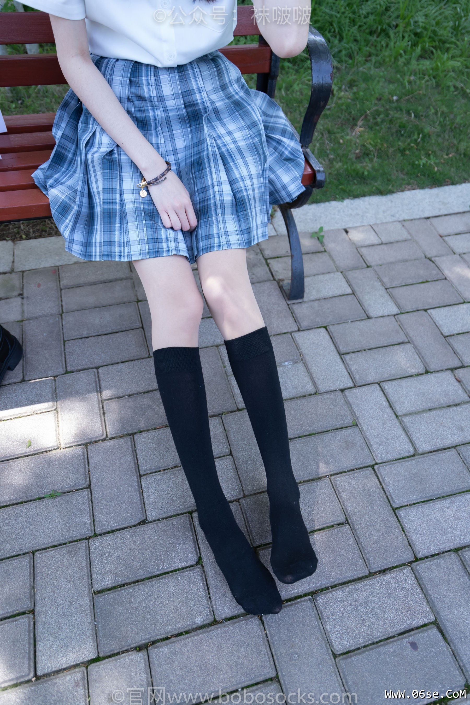 图片[67]-BoBoSocks袜啵啵 No.007 稚予-JK制服、皮鞋、黑色中筒棉袜、肉丝[143P]-六色网