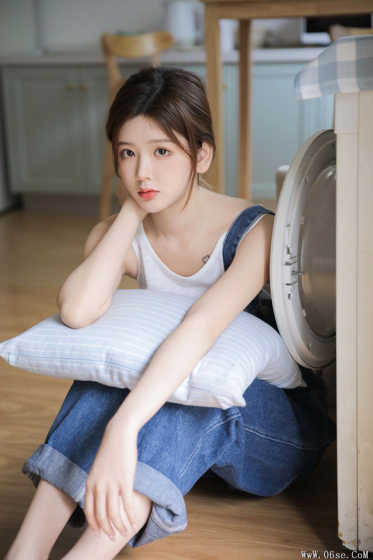 图片[4]-YiTuYu艺图语 Vol.6918 Shang Tou Wa Wa[29P]-六色网