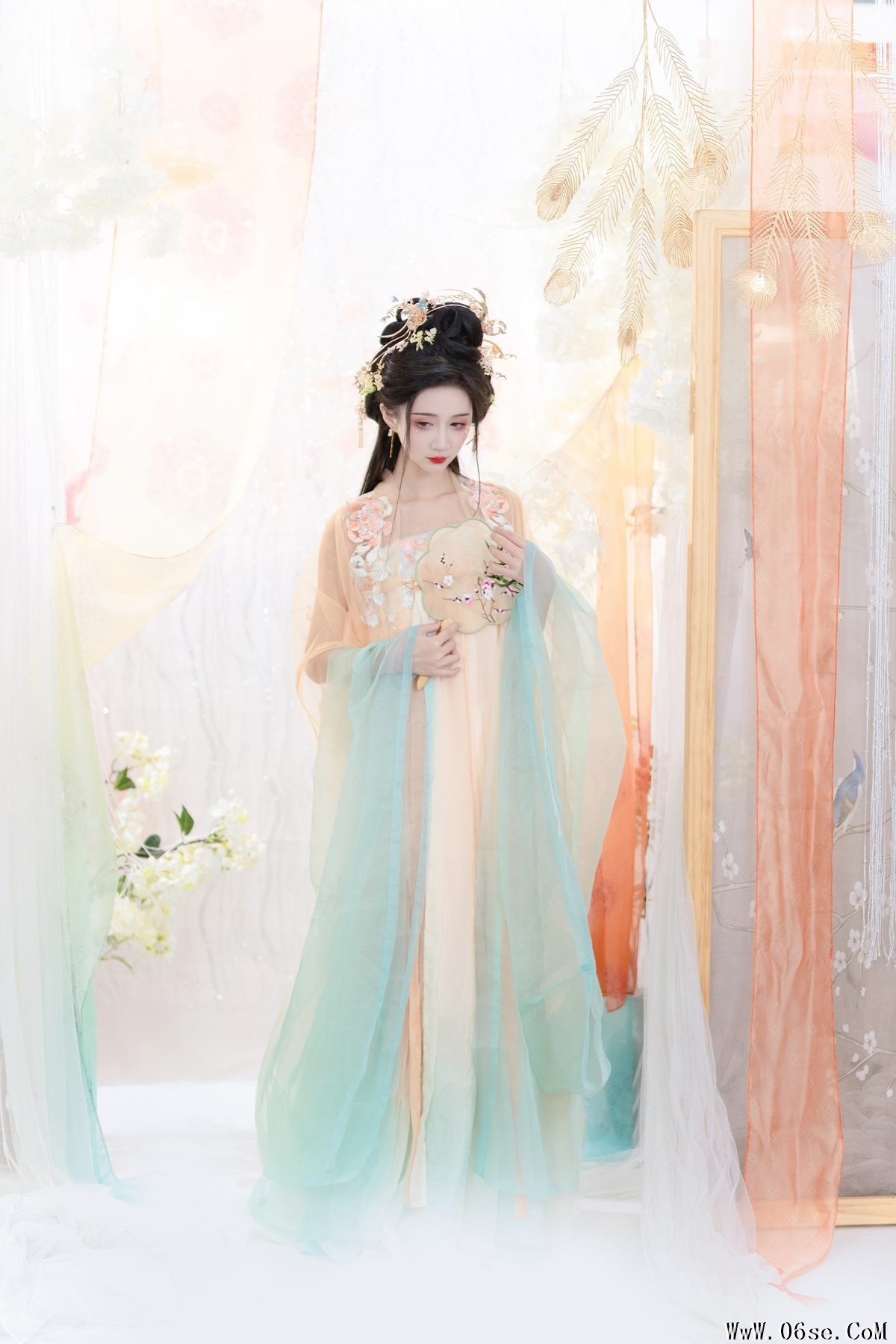 图片[16]-YiTuYu艺图语 Vol.5606 Qi Luo Sheng De Xiao Su Su[31P]-六色网