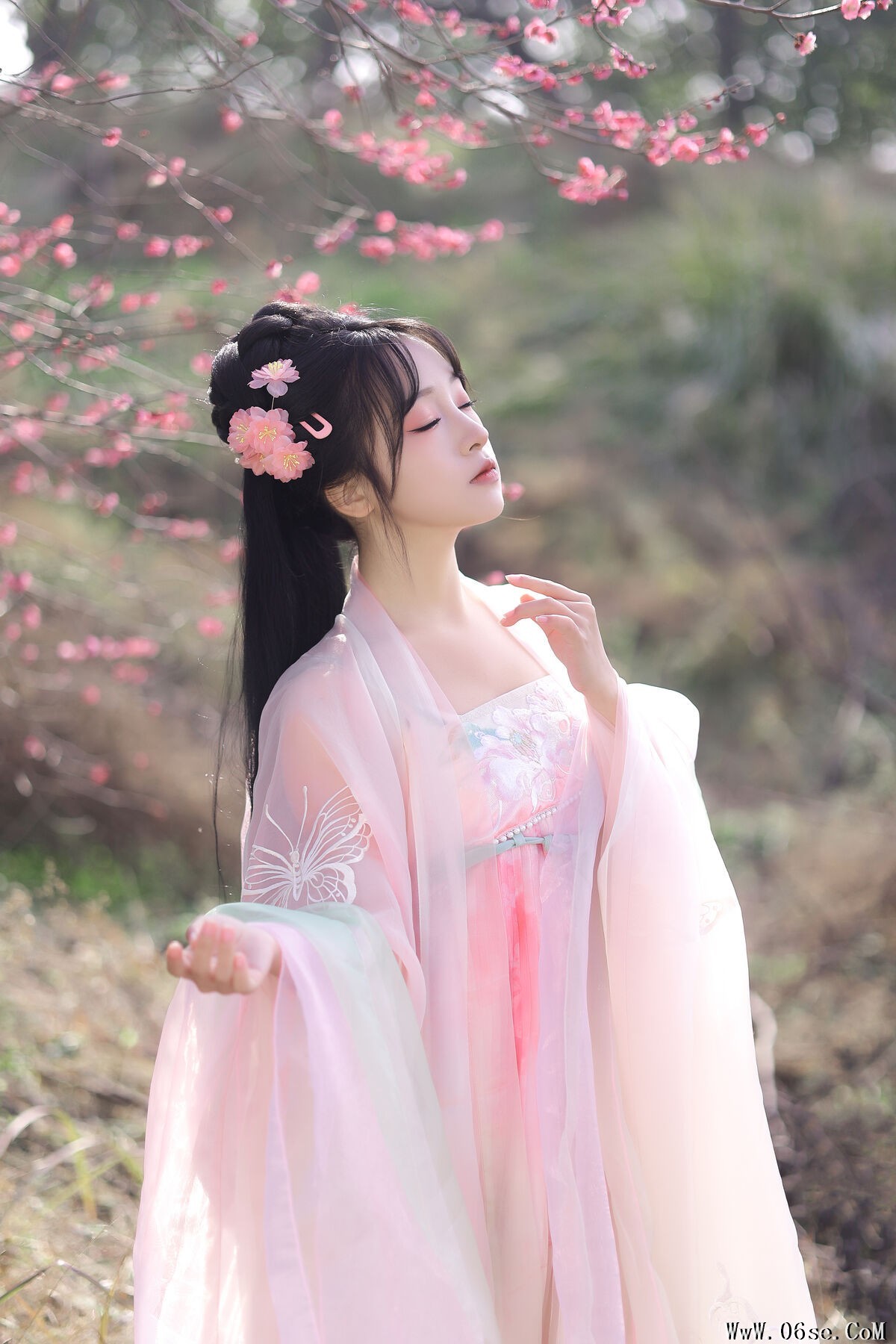 图片[3]-YiTuYu艺图语 Vol.6569 Jun Yin Lan[23P]-六色网