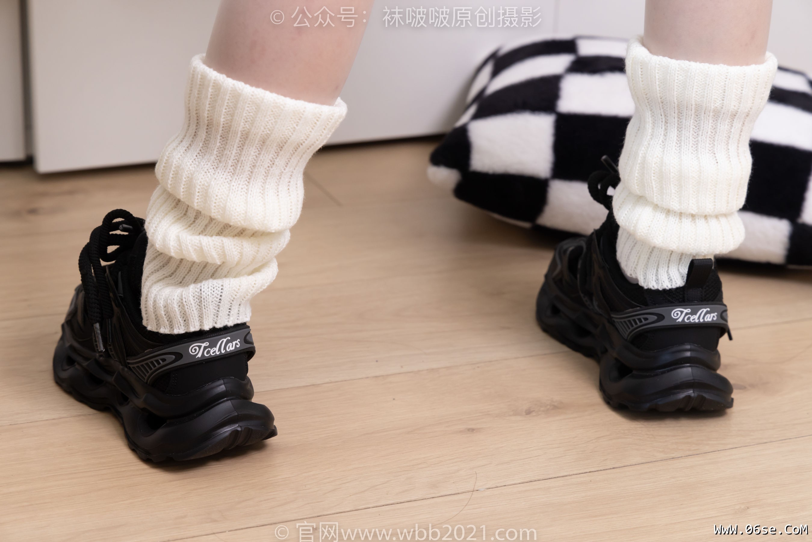 图片[103]-BoBoSocks袜啵啵 No.376 甜甜圈 -运动鞋、堆堆袜套、白丝[150P]-六色网