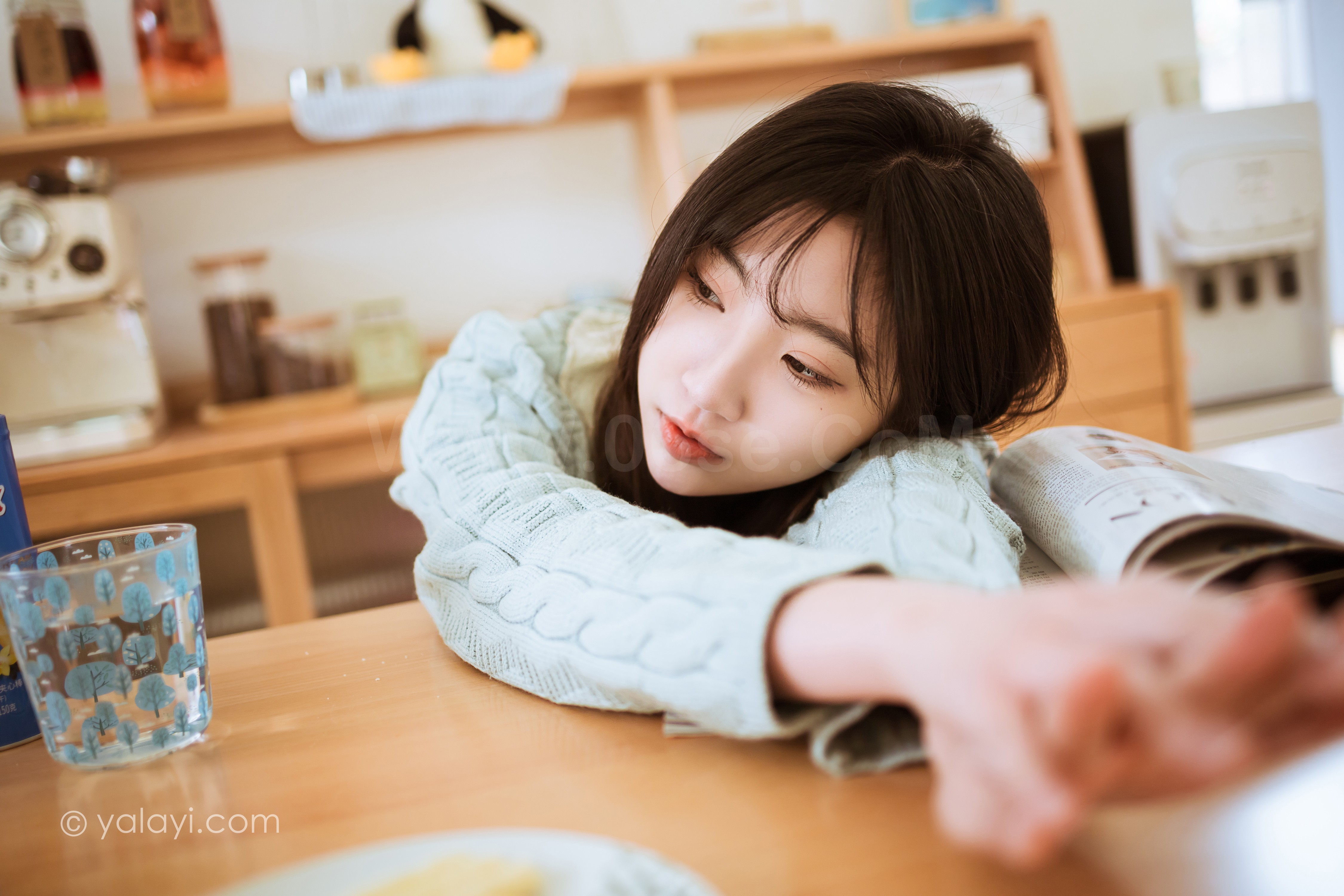 图片[2]-雅拉伊 – 小乔《优雅永不过时》[41P]-六色网