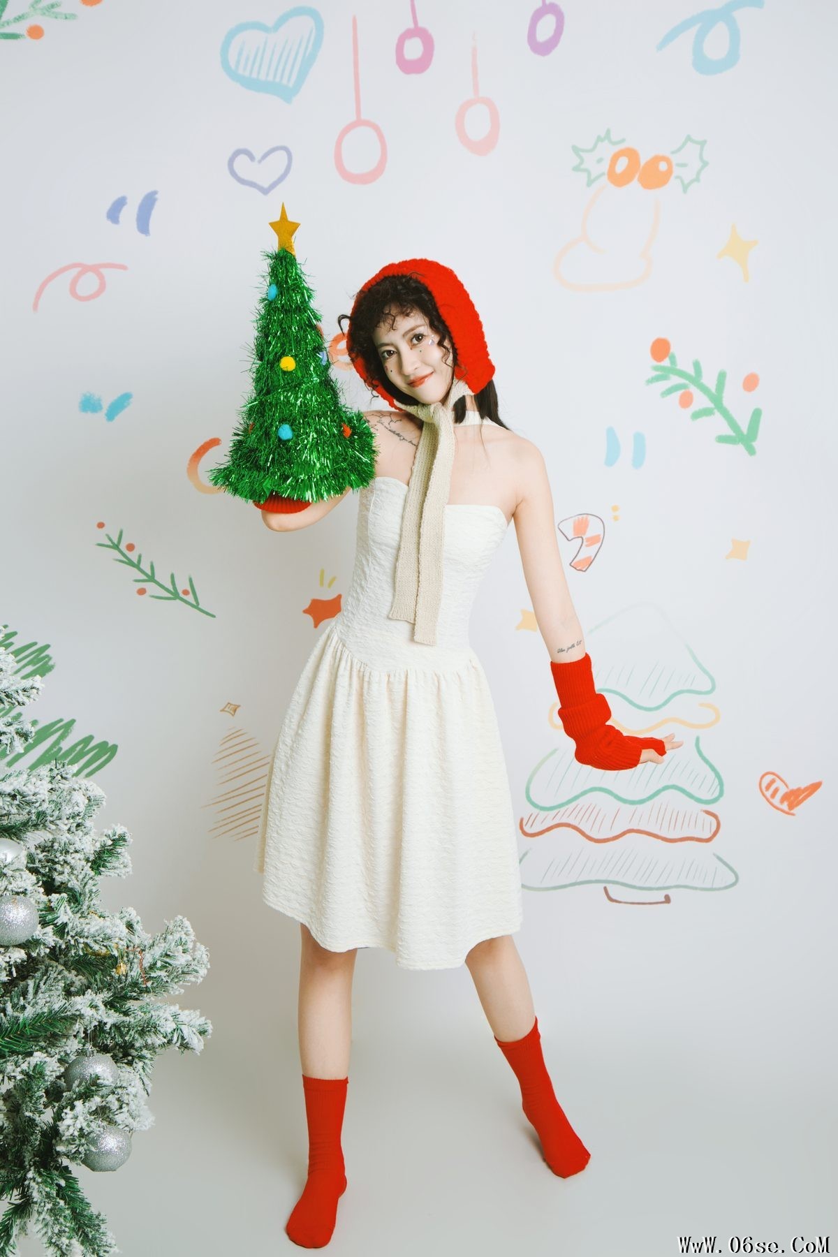 图片[12]-YiTuYu艺图语 Vol.5721 Yi Xuan[35P]-六色网