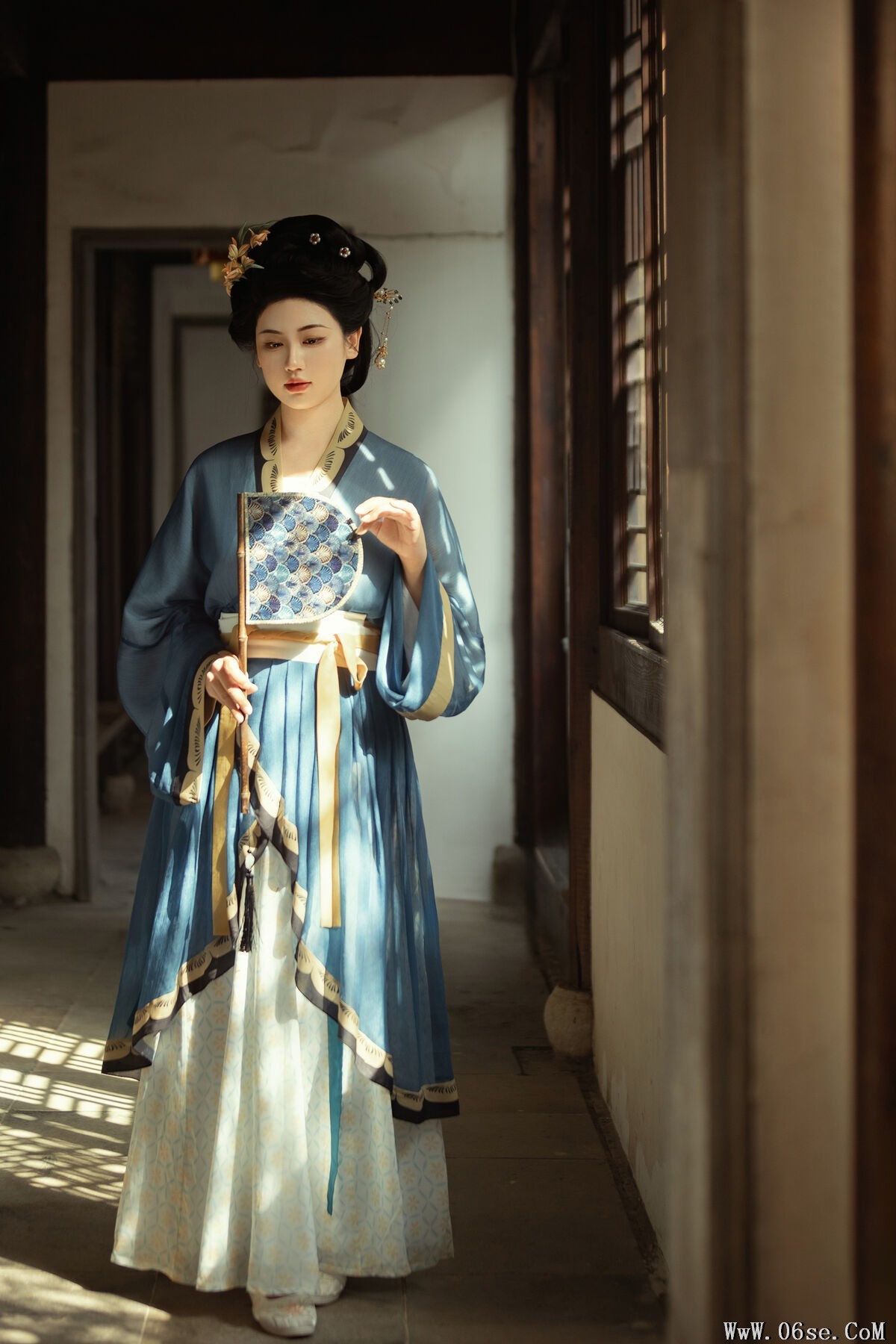 图片[3]-YiTuYu艺图语 Vol.7089 Tang Yi[33P]-六色网