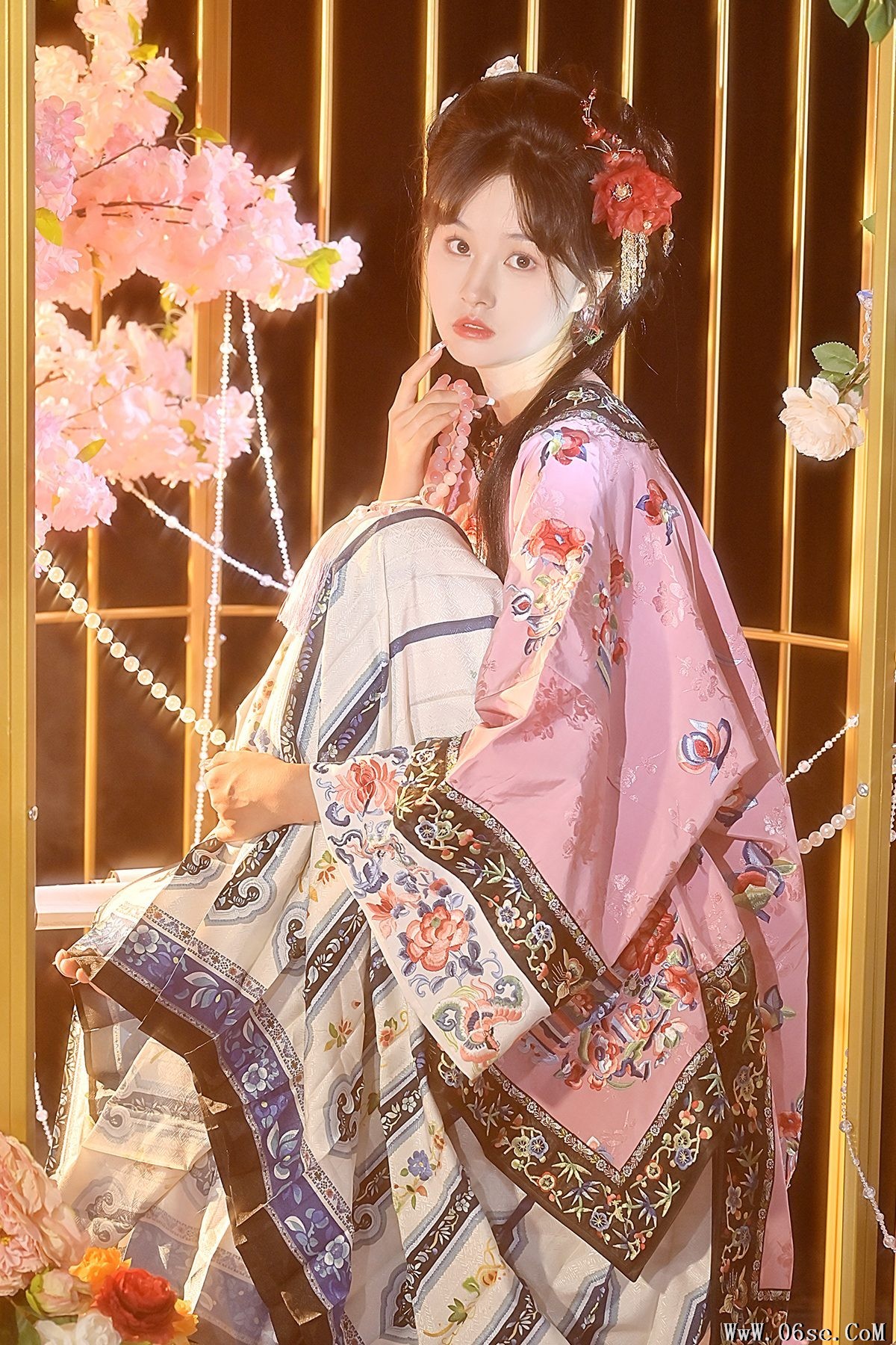 YiTuYu艺图语 Vol.5058 Dan Gao Sha Shou[28P]-六色网