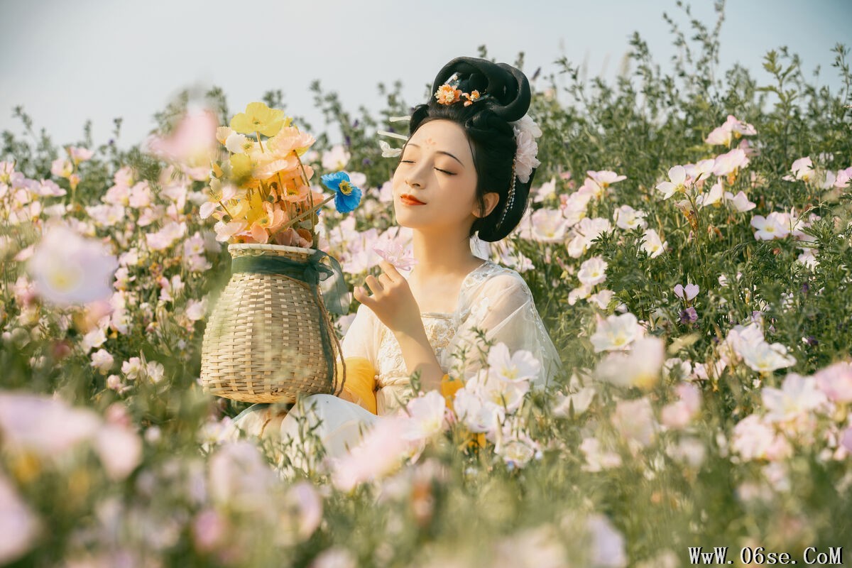图片[23]-YiTuYu艺图语 Vol.6911 Jun Yin Lan[33P]-六色网