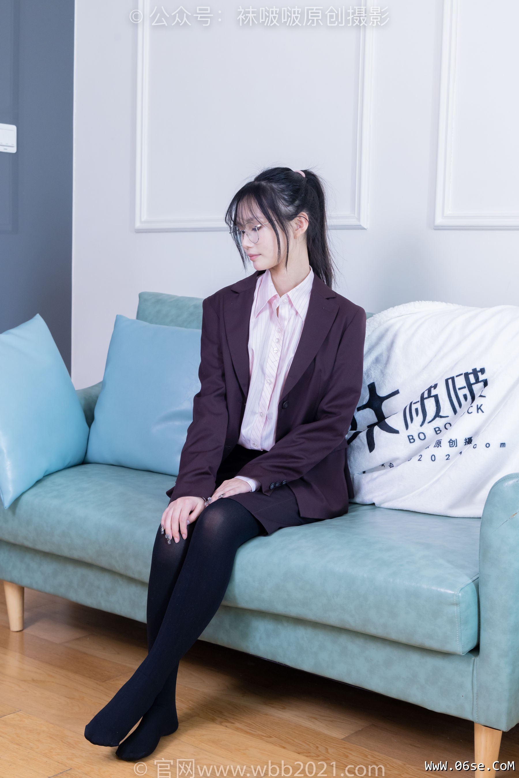 图片[127]-BoBoSocks袜啵啵 No.362 甜甜圈 -两双皮鞋、厚肉丝、厚黑丝、ol制服[230P]-六色网