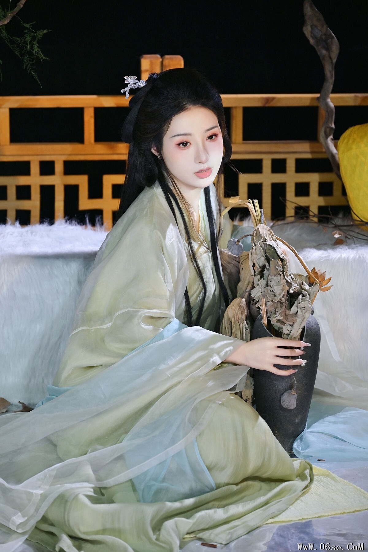 图片[6]-YiTuYu艺图语 Vol.6834 Ni De San San[21P]-六色网