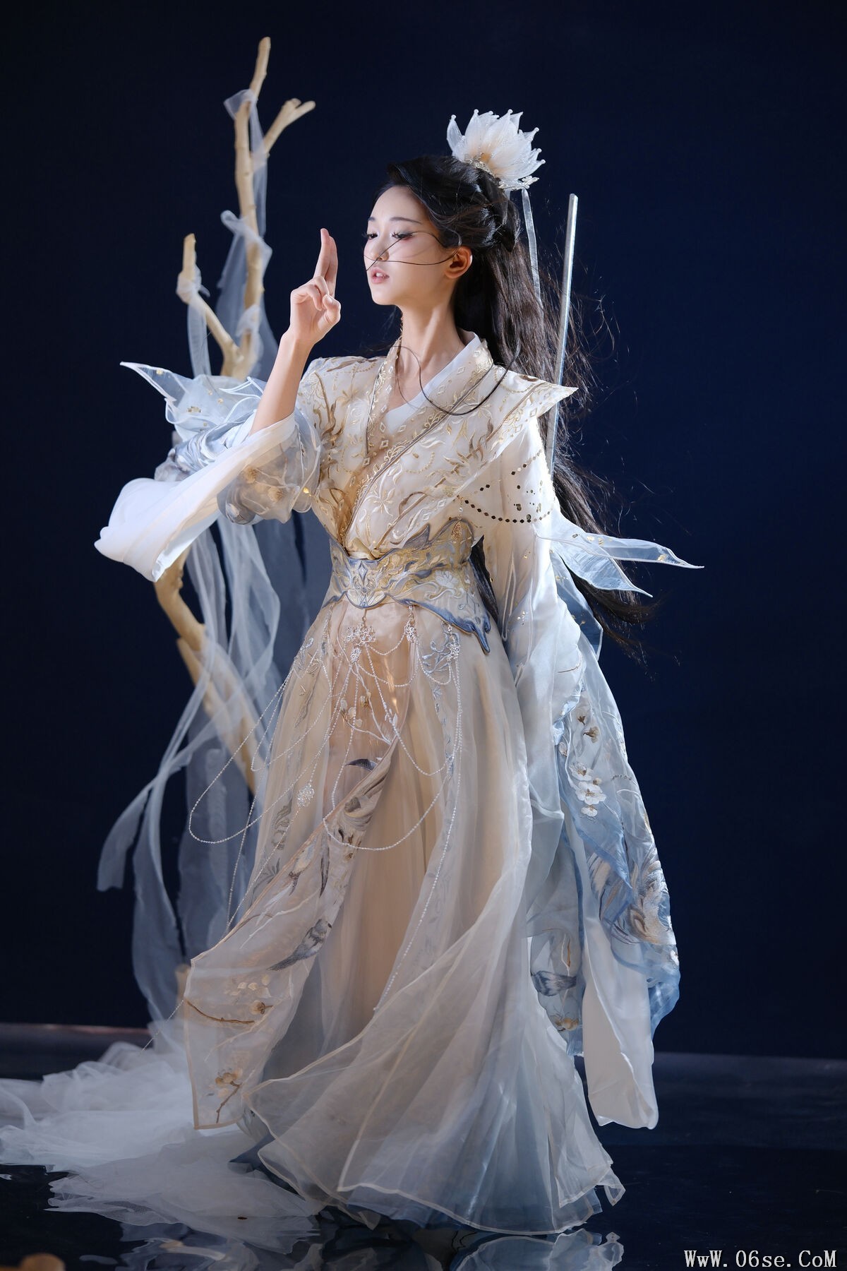 图片[15]-YiTuYu艺图语 Vol.7140 Leng Ku Wang Ye[21P]-六色网