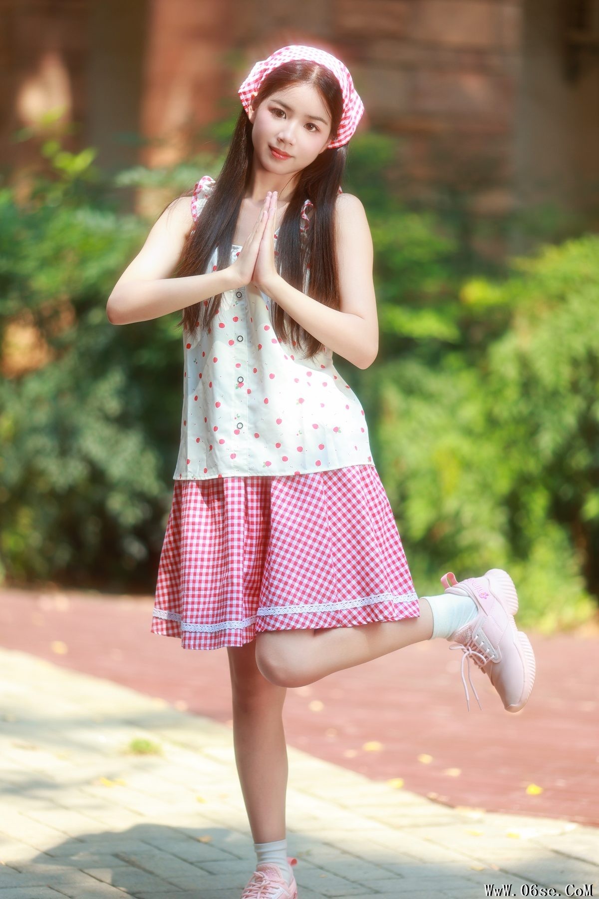 图片[22]-YiTuYu艺图语 Vol.5230 Xiao Du Tong Xue[57P]-六色网