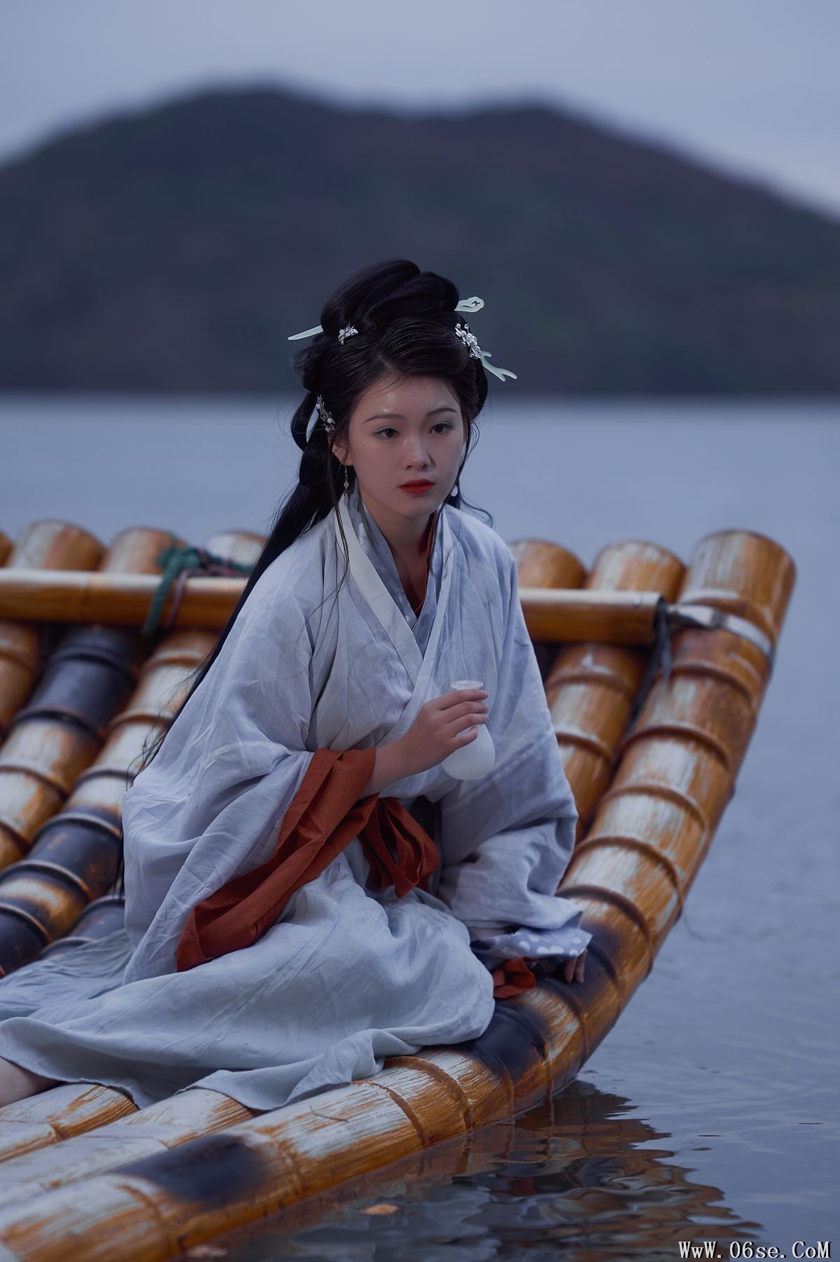 图片[12]-YiTuYu艺图语 Vol.3242 Yue Li[22P]-六色网