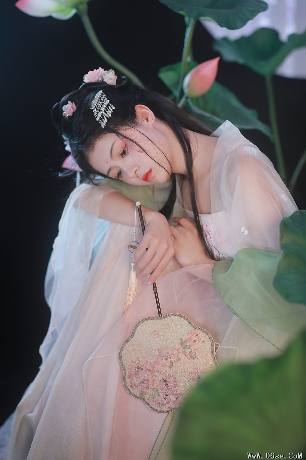 图片[12]-YiTuYu艺图语 Vol.4974 Dai Bu Zhu De Yi Mi[37P]-六色网