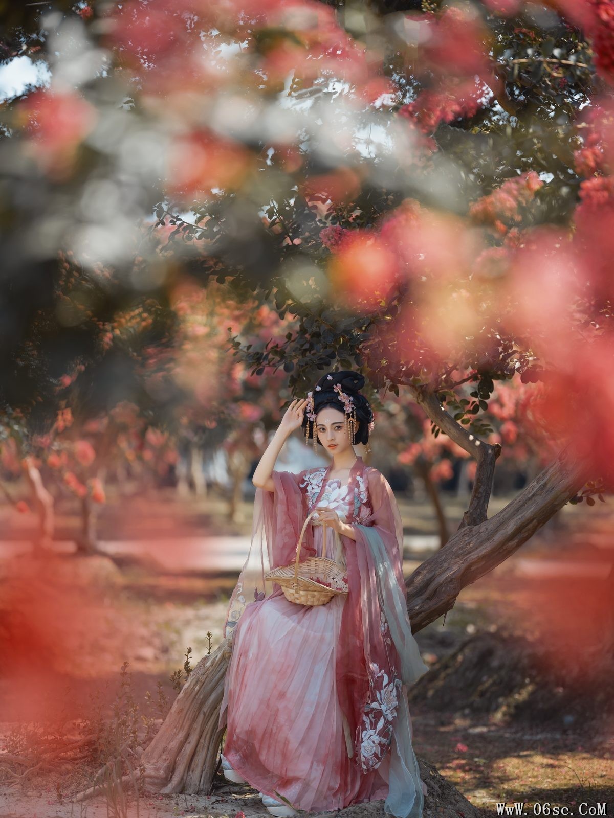 图片[14]-YiTuYu艺图语 Vol.5079 Qian Luo[66P]-六色网