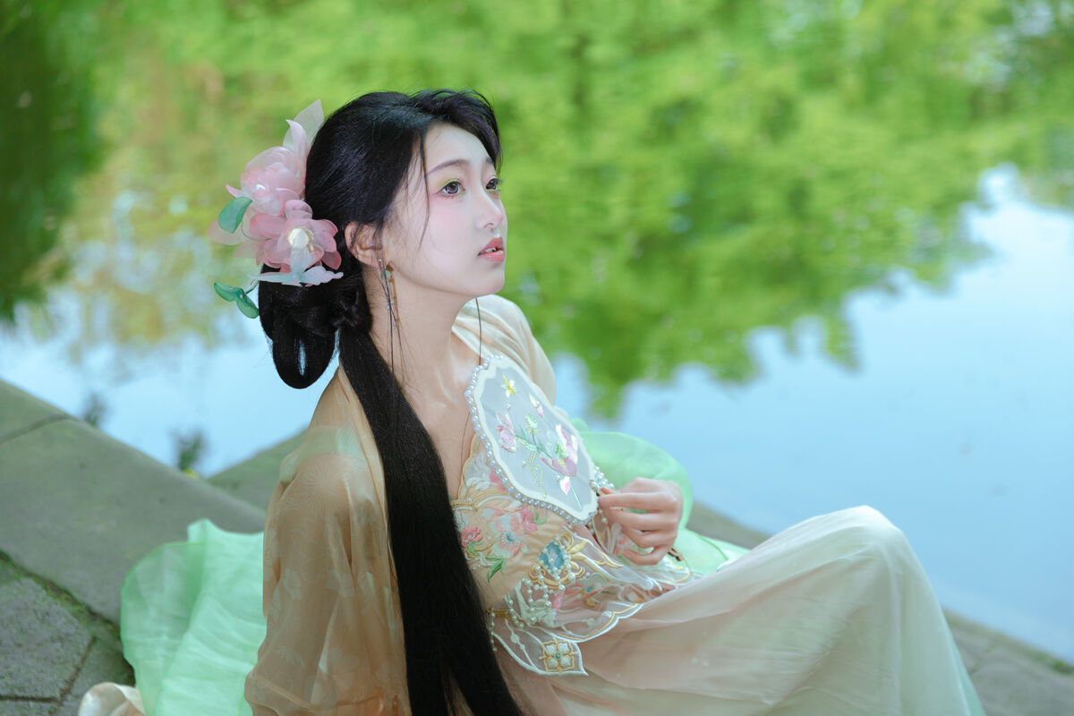 图片[20]-YiTuYu艺图语 Vol.7300 Leng Ku Wang Ye[25P]-六色网