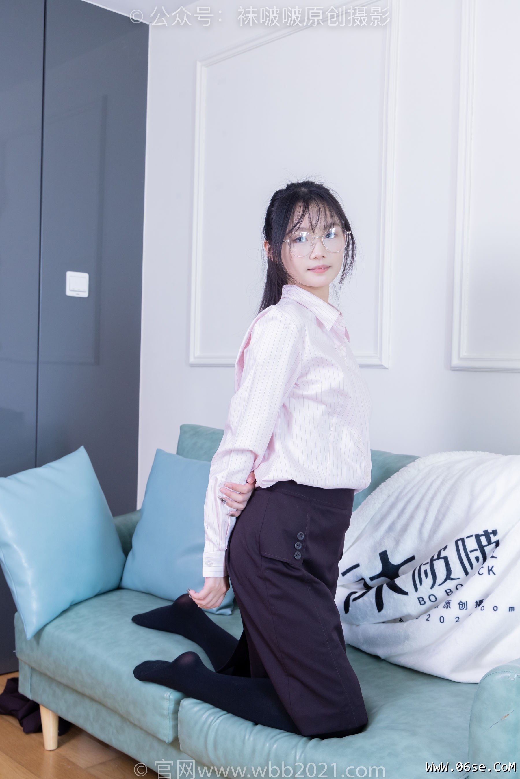 图片[143]-BoBoSocks袜啵啵 No.362 甜甜圈 -两双皮鞋、厚肉丝、厚黑丝、ol制服[230P]-六色网