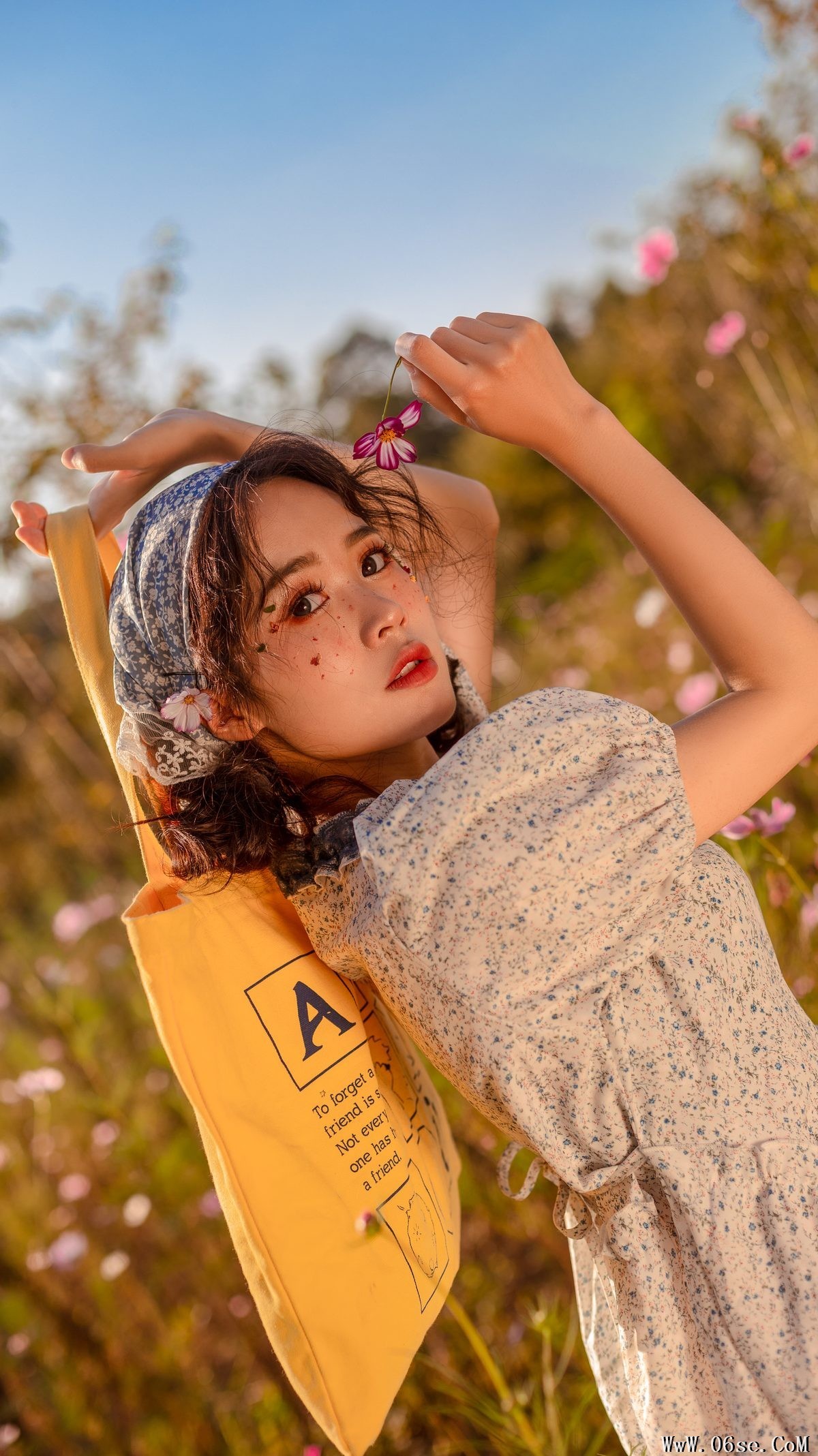 图片[18]-YiTuYu艺图语 Vol.5548 Yi[56P]-六色网