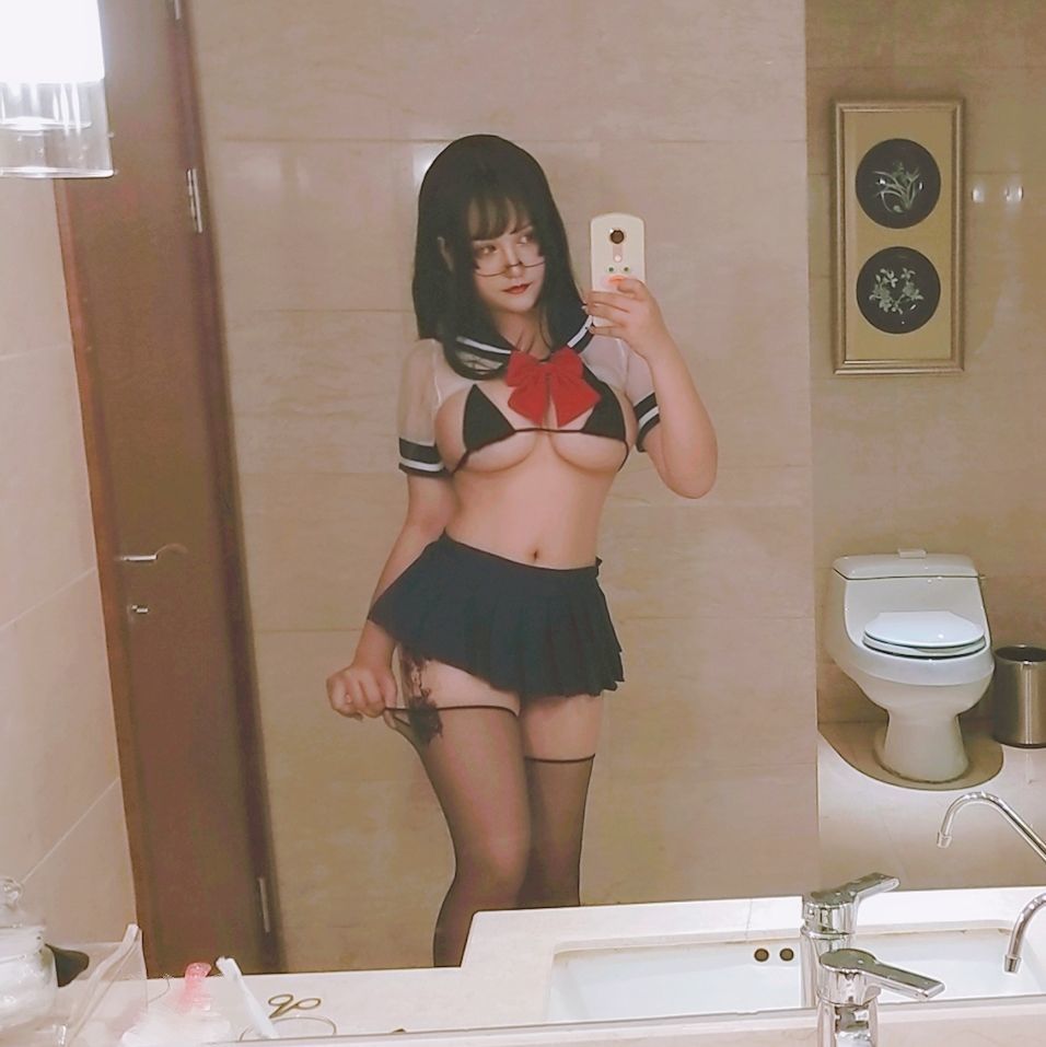 图片[35]-夏鸽鸽不想起床 透明jk[36P]-六色网