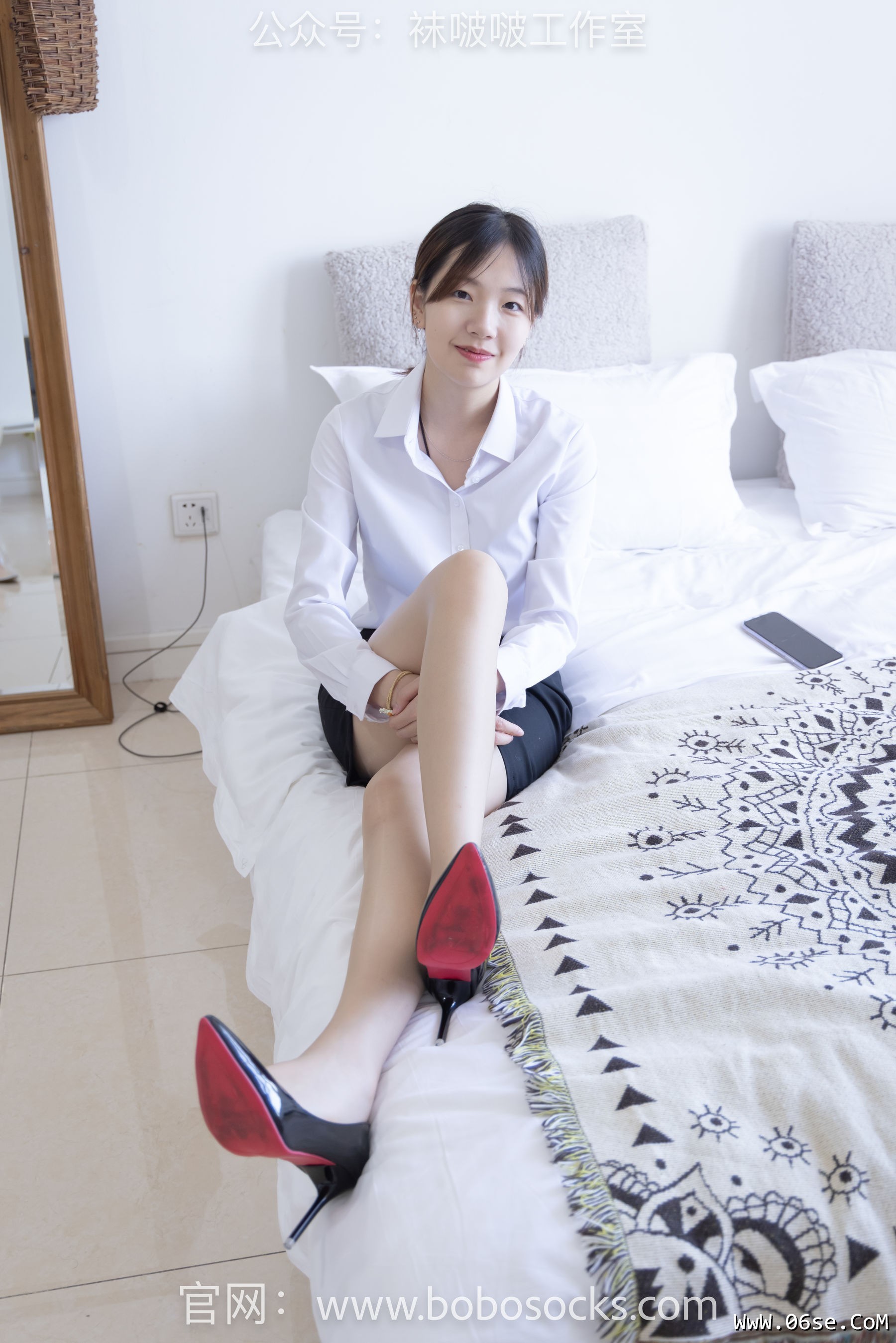 图片[38]-BoBoSocks袜啵啵 No.111 小甜豆-高跟鞋、油亮肉丝[134P]-六色网