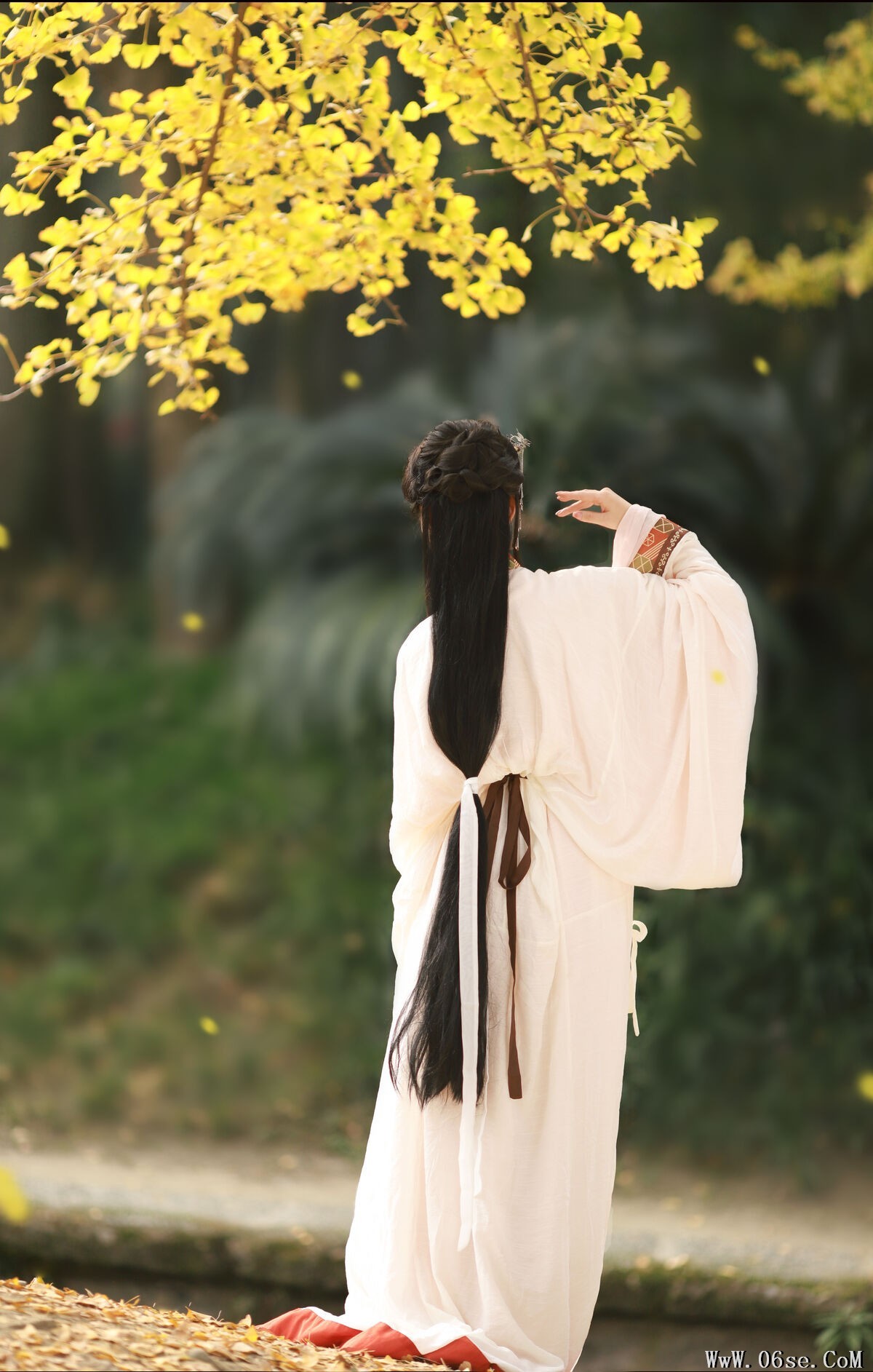 图片[9]-YiTuYu艺图语 Vol.6437 Nu Li Hua Zhuang De Sui Sui[22P]-六色网
