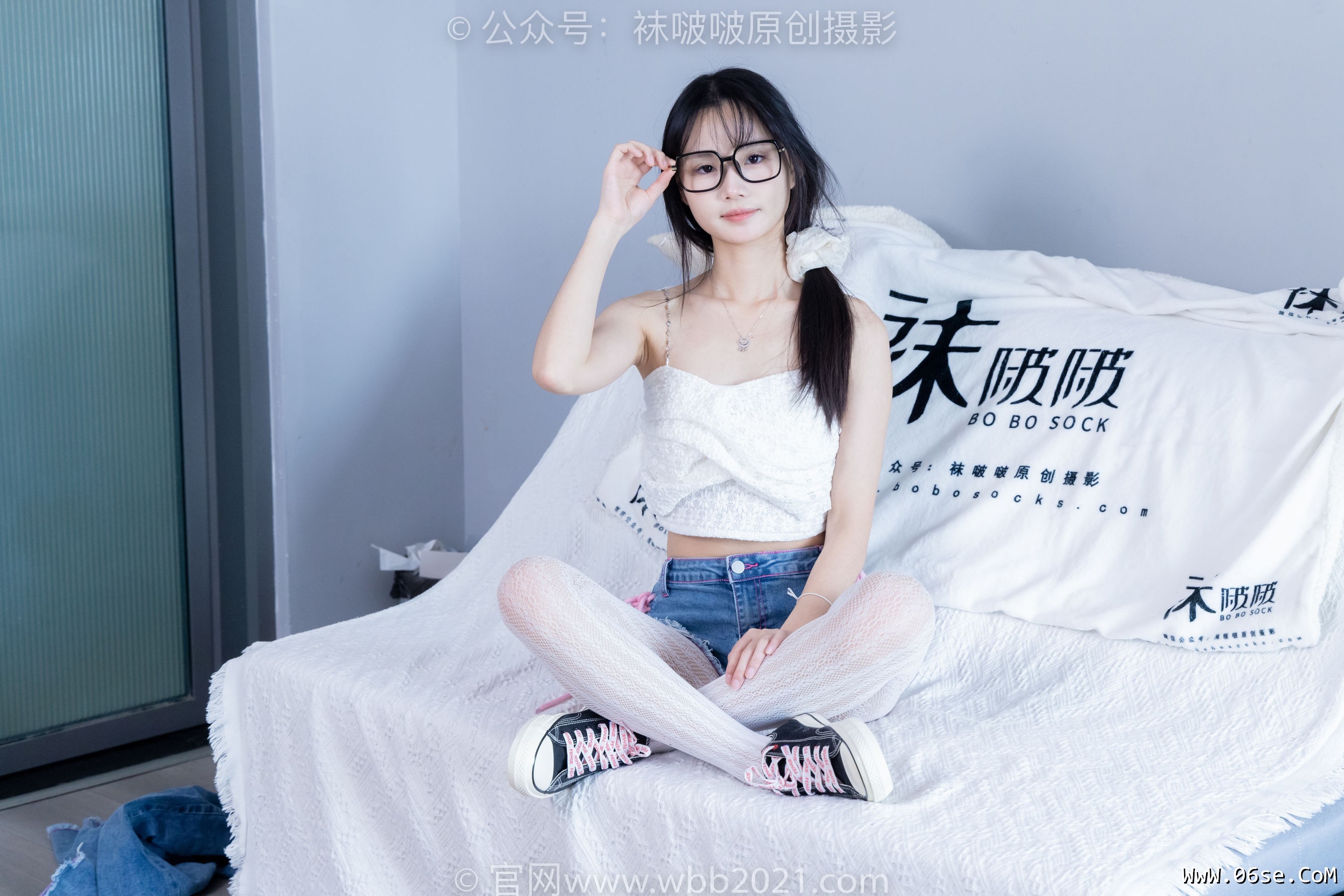 图片[42]-BoBoSocks袜啵啵 No.372 甜甜圈 -板鞋、白色蕾丝袜、可拆卸牛仔裤、裤里丝[140P]-六色网