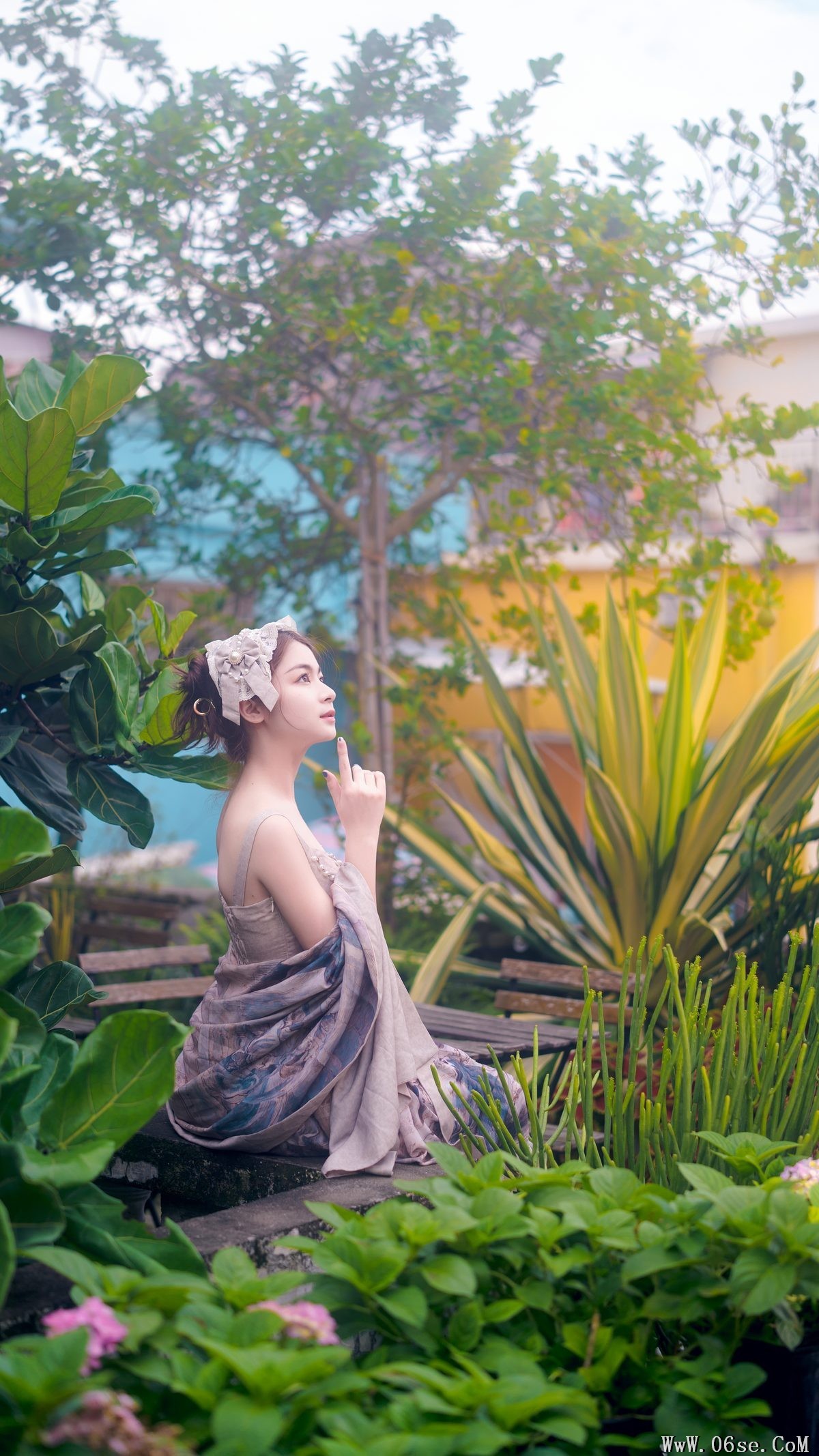 图片[24]-YiTuYu艺图语 Vol.4261 Ling Ji Chu De Mi Tuan[25P]-六色网