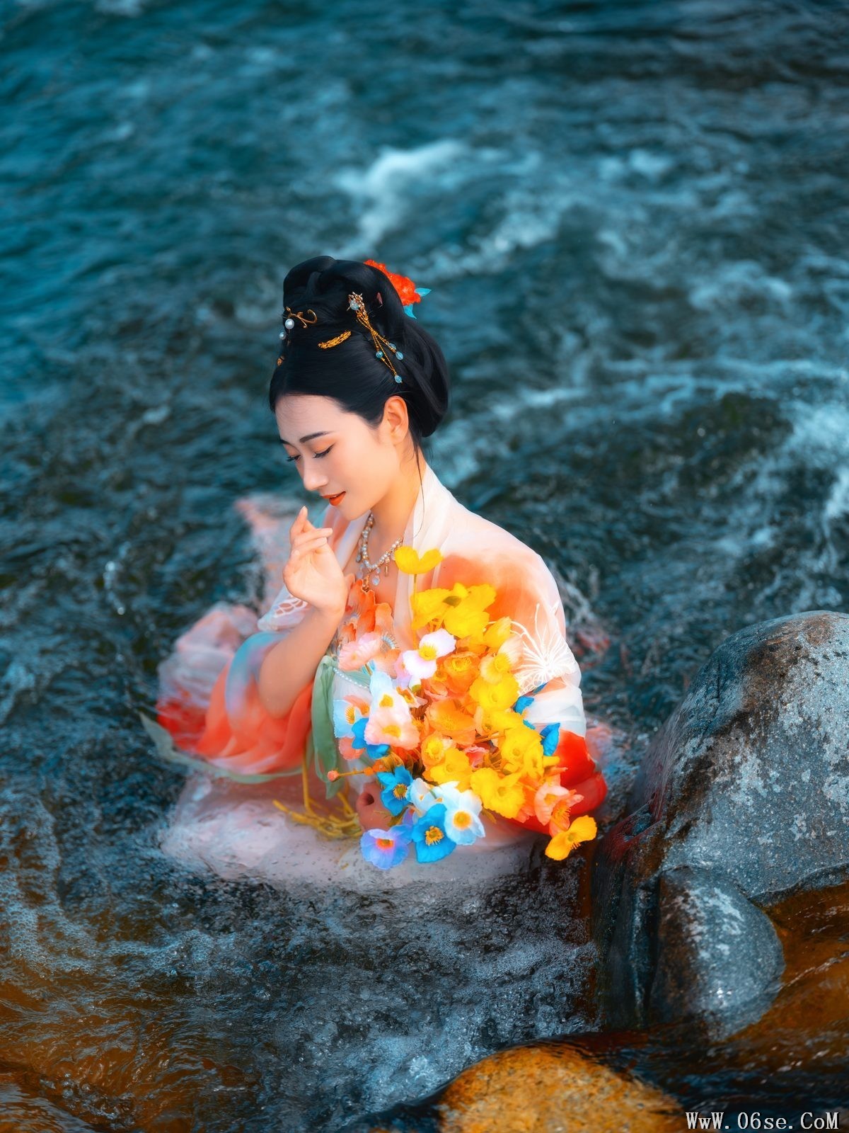 图片[7]-YiTuYu艺图语 Vol.5089 Long En Xing[49P]-六色网