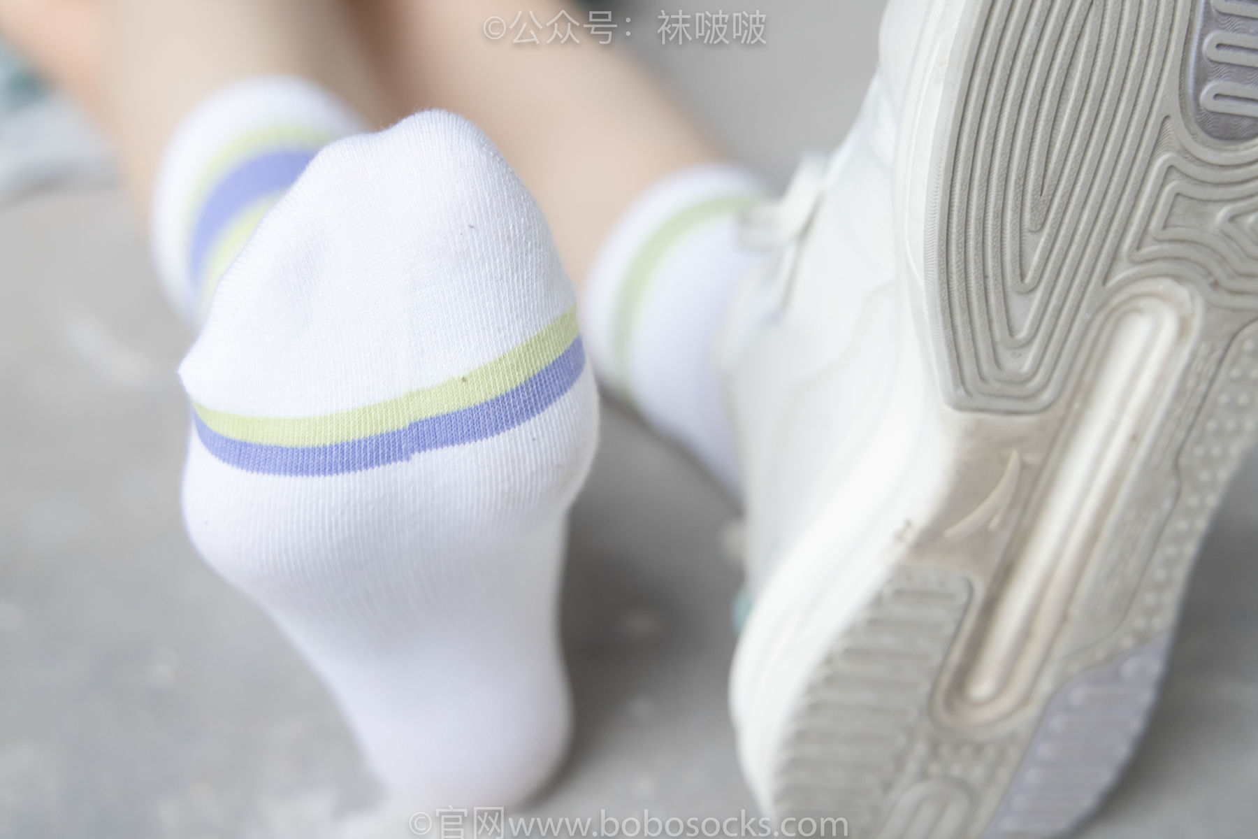 图片[57]-BoBoSocks袜啵啵 No.025 熊熊-安踏运动鞋、白色棉袜、裸足[146P]-六色网