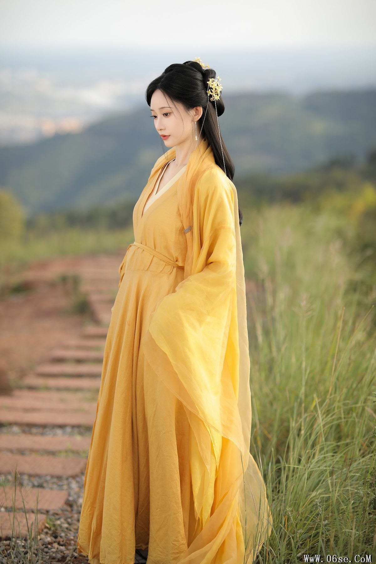 图片[3]-YiTuYu艺图语 Vol.5541 Jia Yue Yue Yue[33P]-六色网