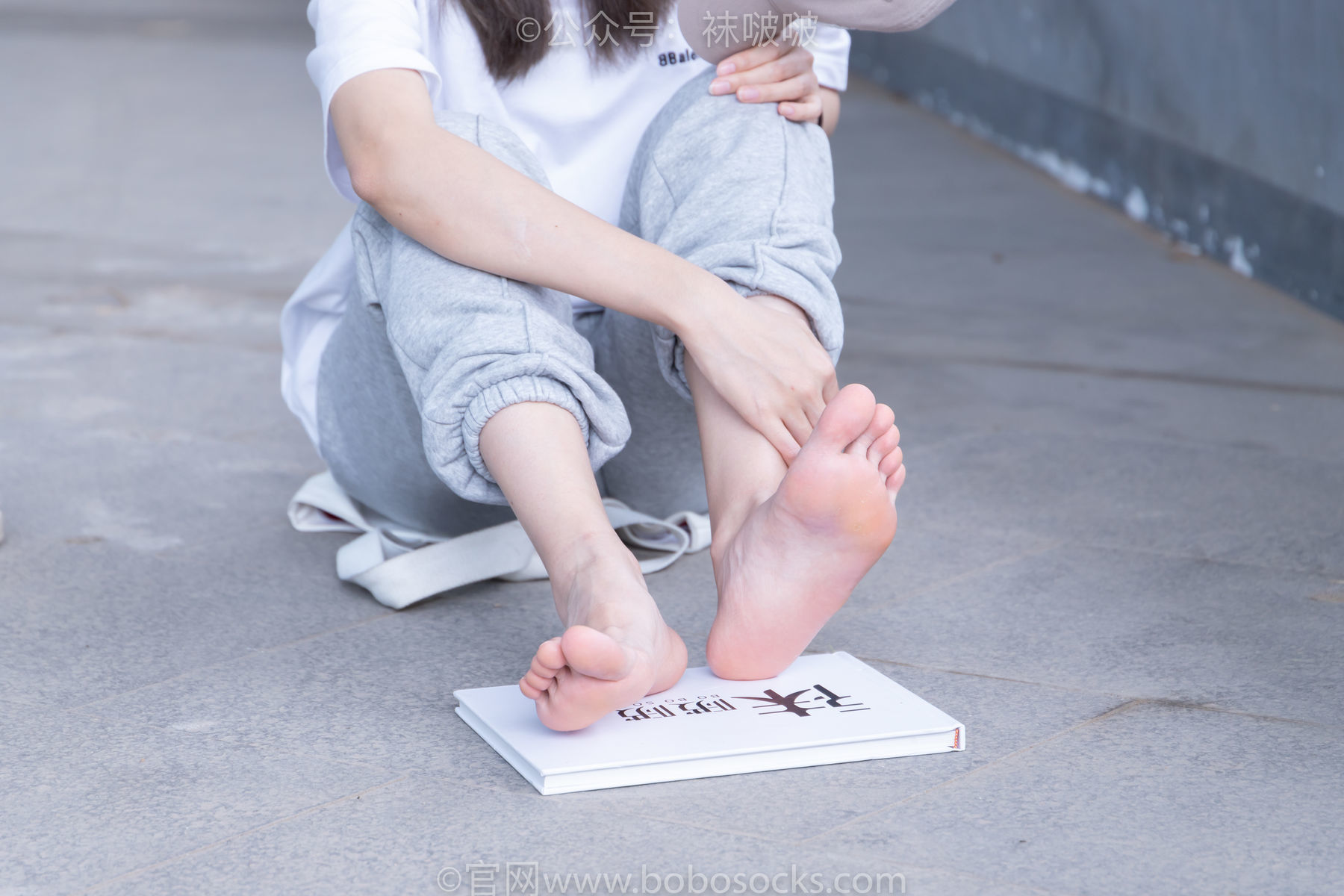 图片[112]-BoBoSocks袜啵啵 No.012 泡芙-运动鞋、白棉袜、裸足[132P]-六色网