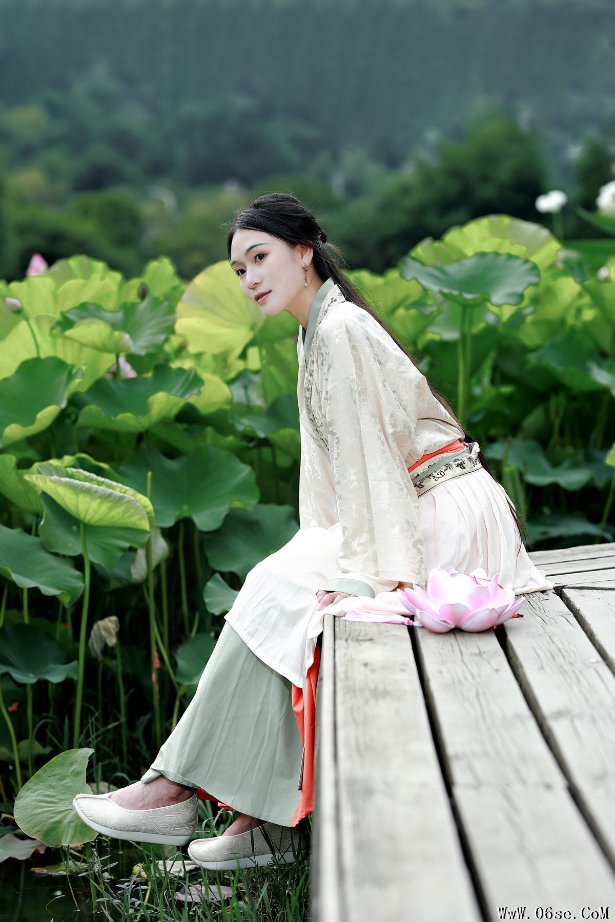 图片[17]-YiTuYu艺图语 Vol.4863 Chang Nian W[28P]-六色网