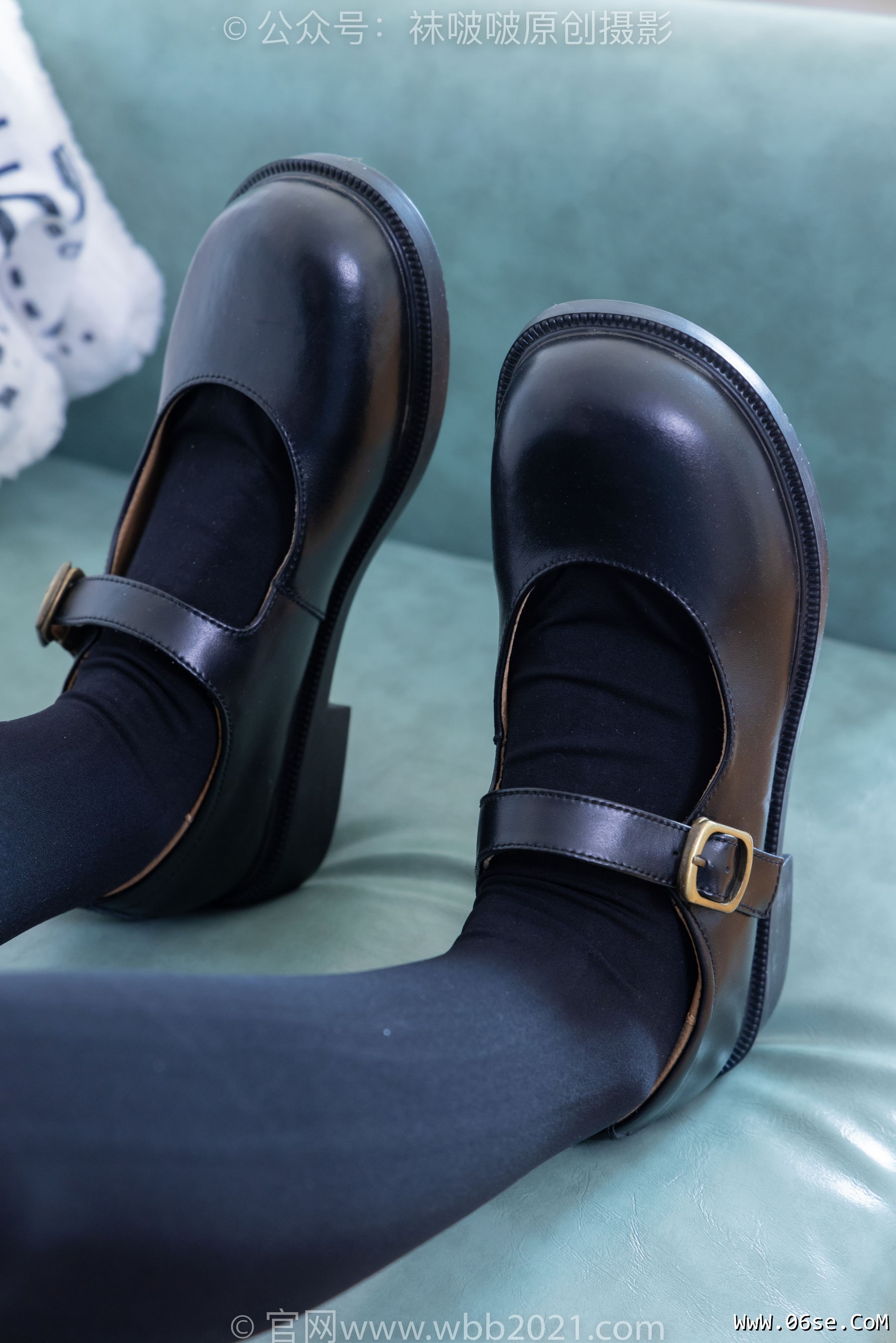 图片[29]-BoBoSocks袜啵啵 No.362 甜甜圈 -两双皮鞋、厚肉丝、厚黑丝、ol制服[230P]-六色网